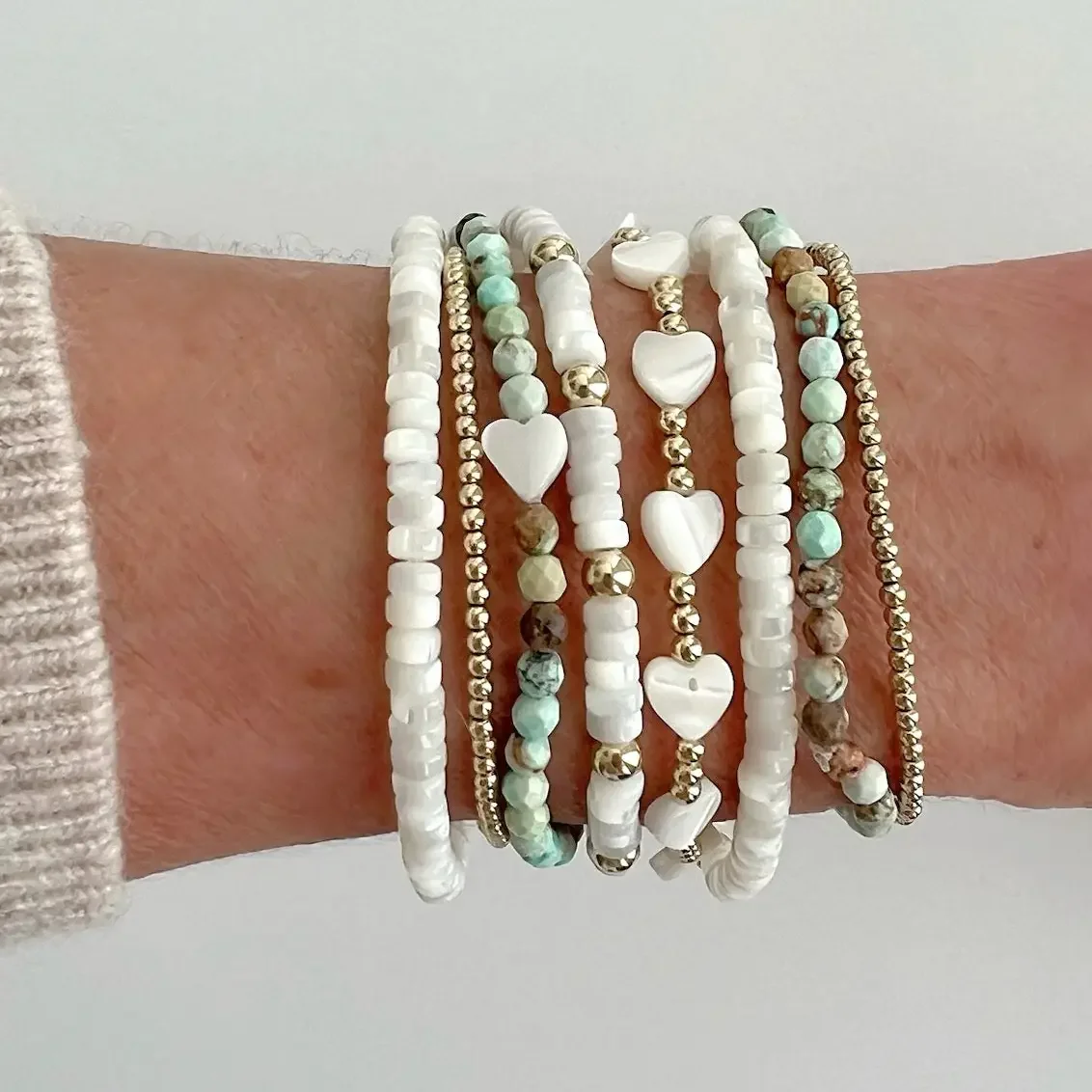 Pippa Herat Bracelet - Multiple White Heart