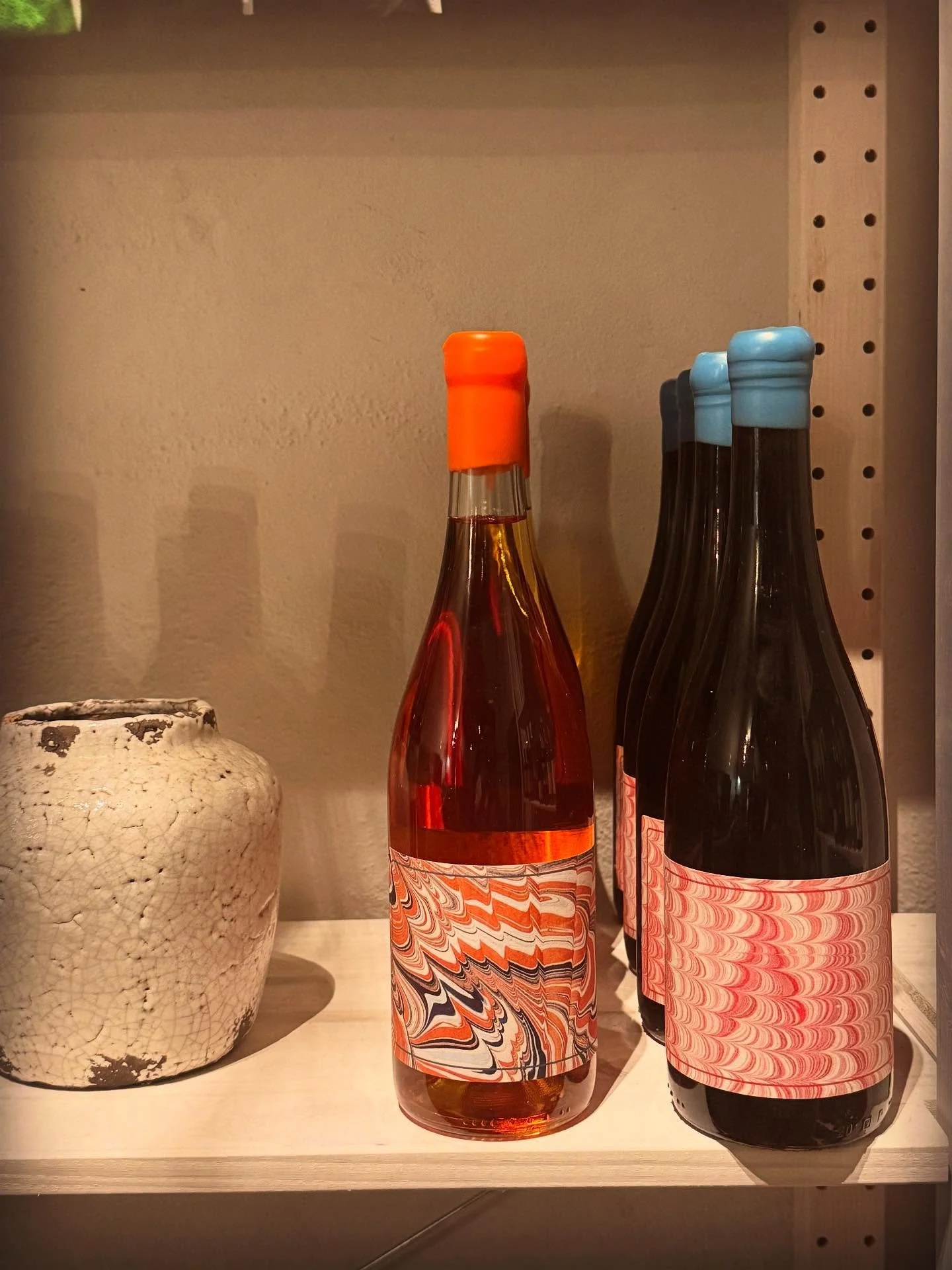 #algarvewines 

Stopped by @rolhawinebar last week when I was in Algarve and there they were, Sorvo Wines on the shelf. A small but very special milestone. 🩷
.
.
.
#wine #winebar #winetravel #winelover #orangewine #vinhosdoalgarve #algarvelife #wine