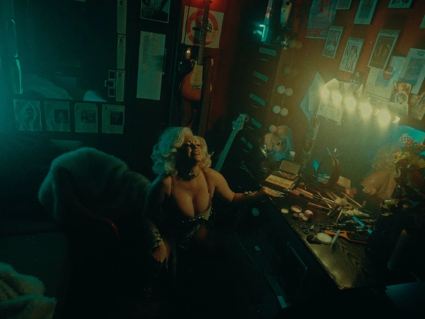 Timeline v09_01_00_29_11.jpg