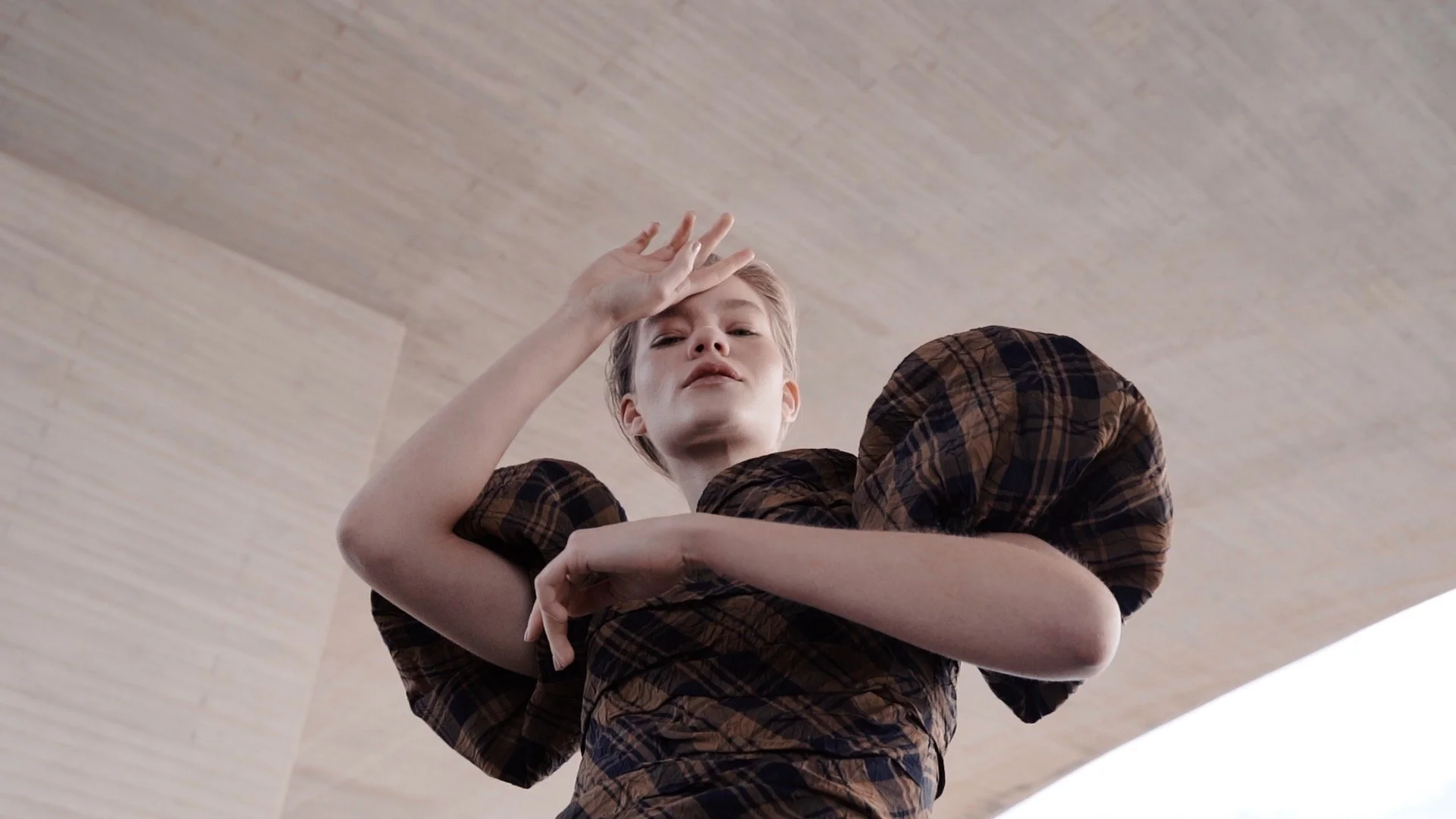 Ahead of the Curve – Fashion Film para Brown Thomas