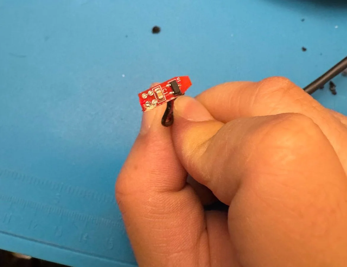 Model 3 seat belt buckle circuit board