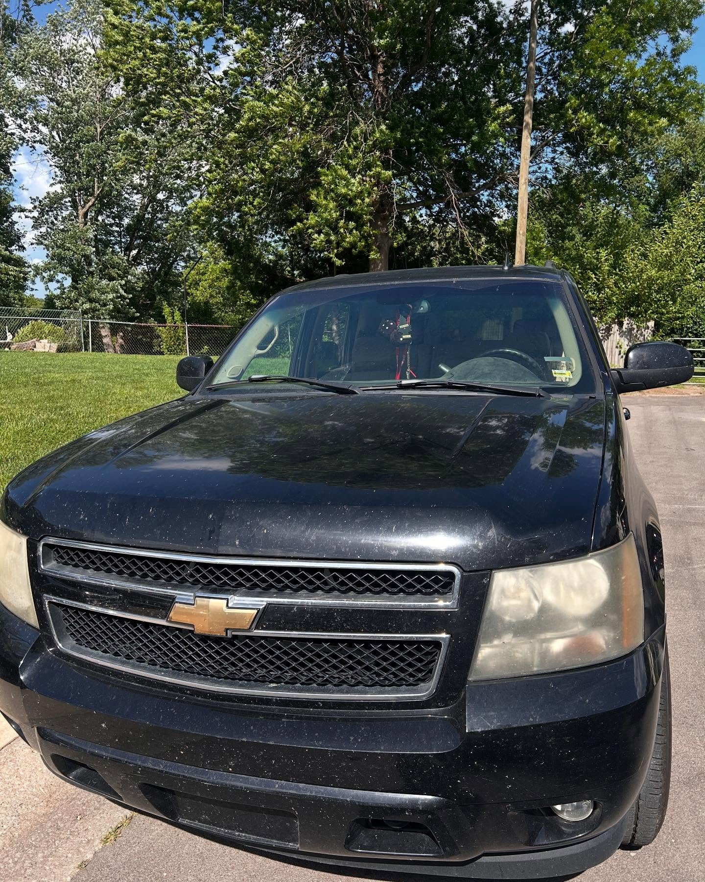 Brought this old Tahoe back to life and the customer couldn&rsquo;t be happier with the results.  PM to book YOUR cars restoration!  #polish #detail #elitedetail #pressurewashing #carcare #restoration