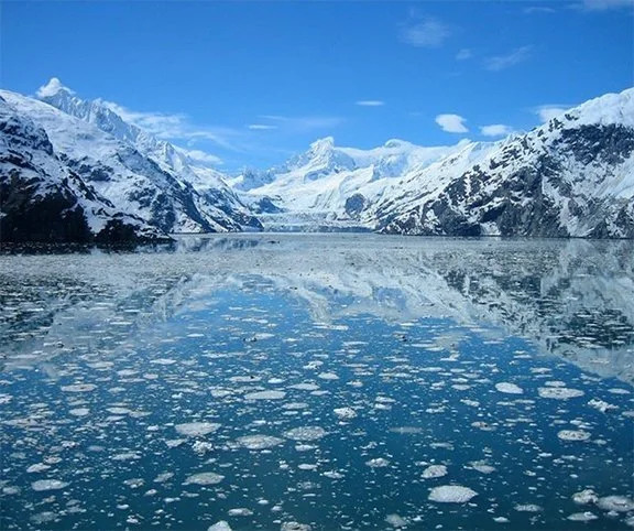 Alaska's resources may seem endless so what does it mean to sustainably harvest? 

Click the 🔗 in bio for more information.

#sustainability #sustainablefishing #Alaskafishing #fishing