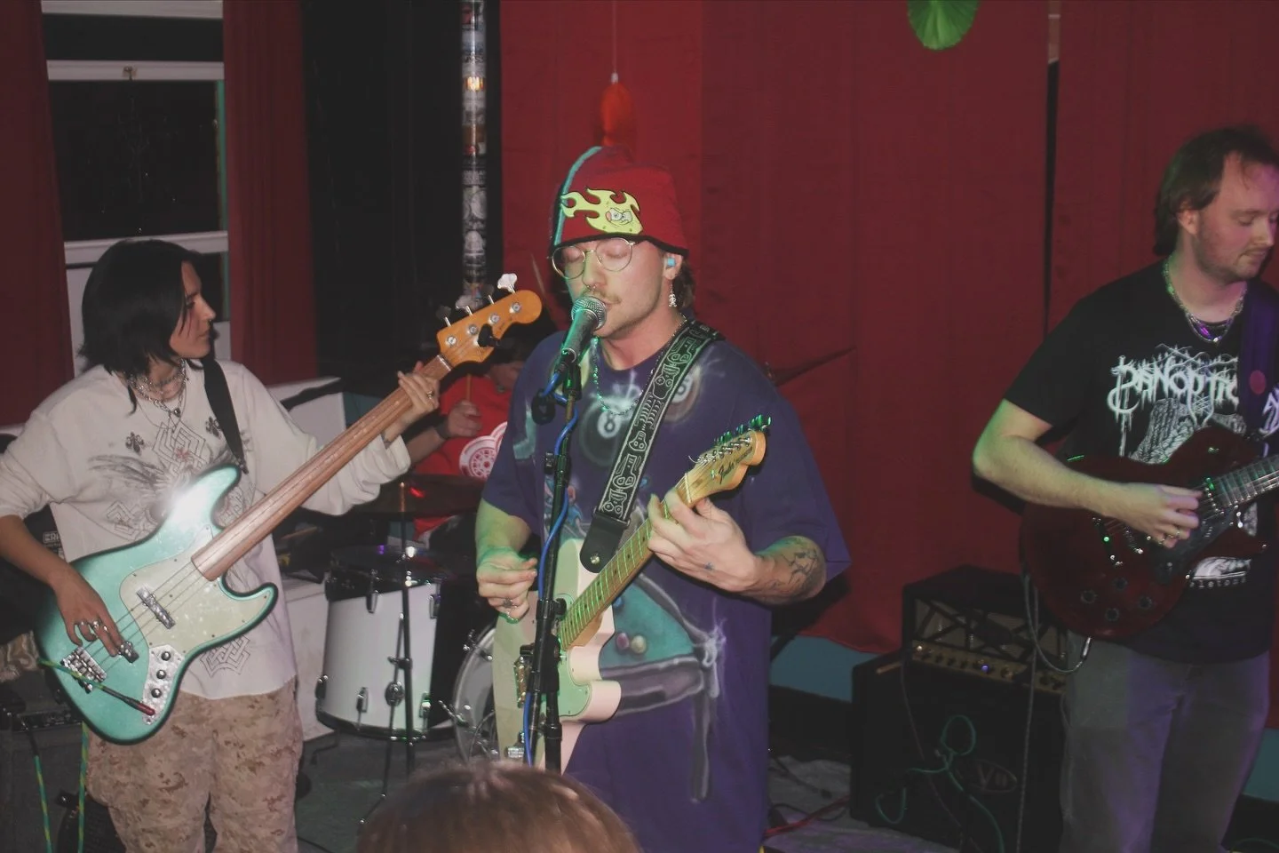 Night three! ⭐️
Thanks to everyone in Corvallis @bombs_away_cafe 
for kickin it! 💥 

Thank you to @smooch.band &amp; @commonkoi for absolutely fucking destroying!

Portland next! @pdxswandive 

see you there tonight!!!

📸: @cole.williamson_ 

#node