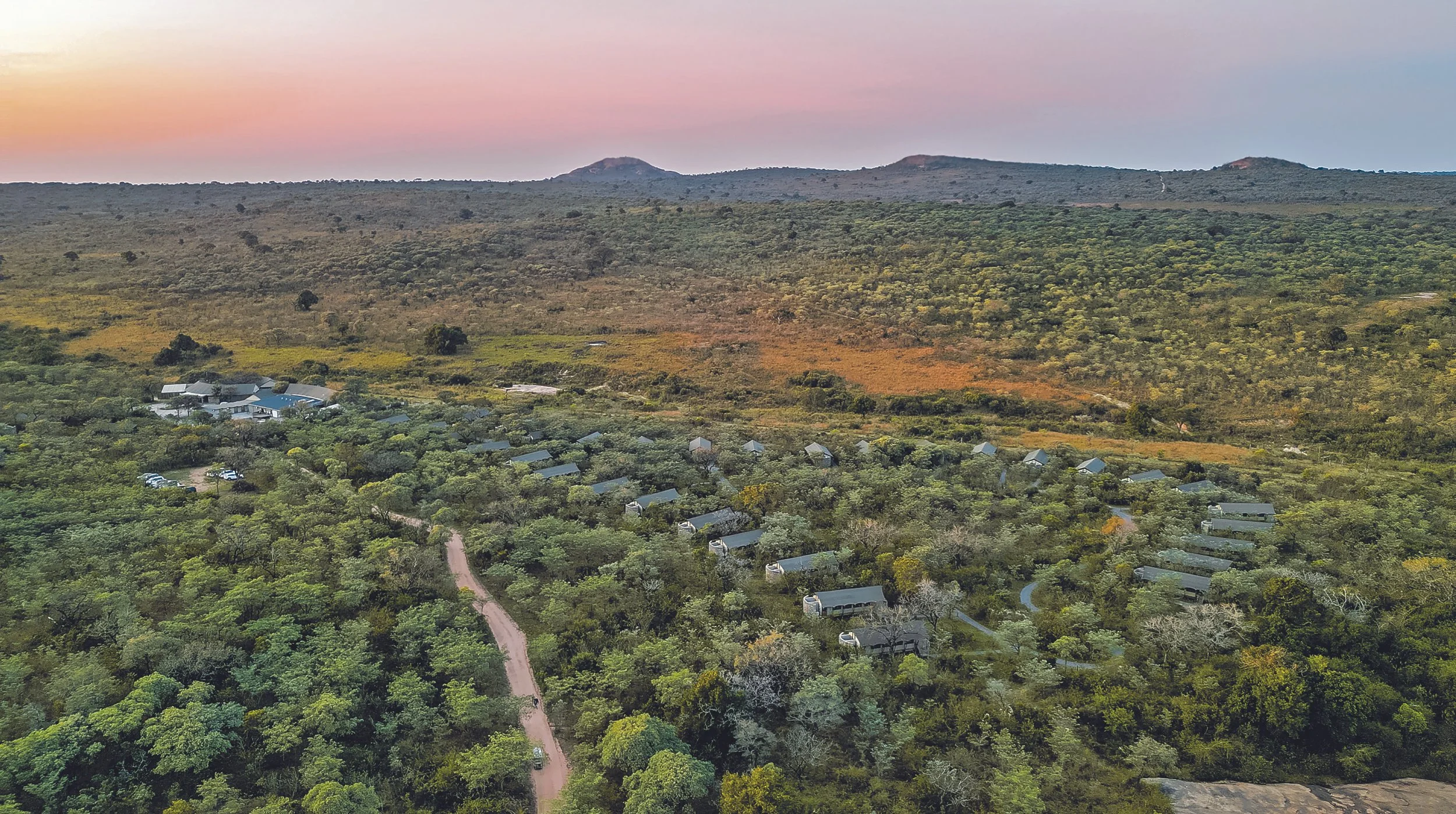 Mdluli Safari Lodge, Kruger National Park (Lodge layout).jpg