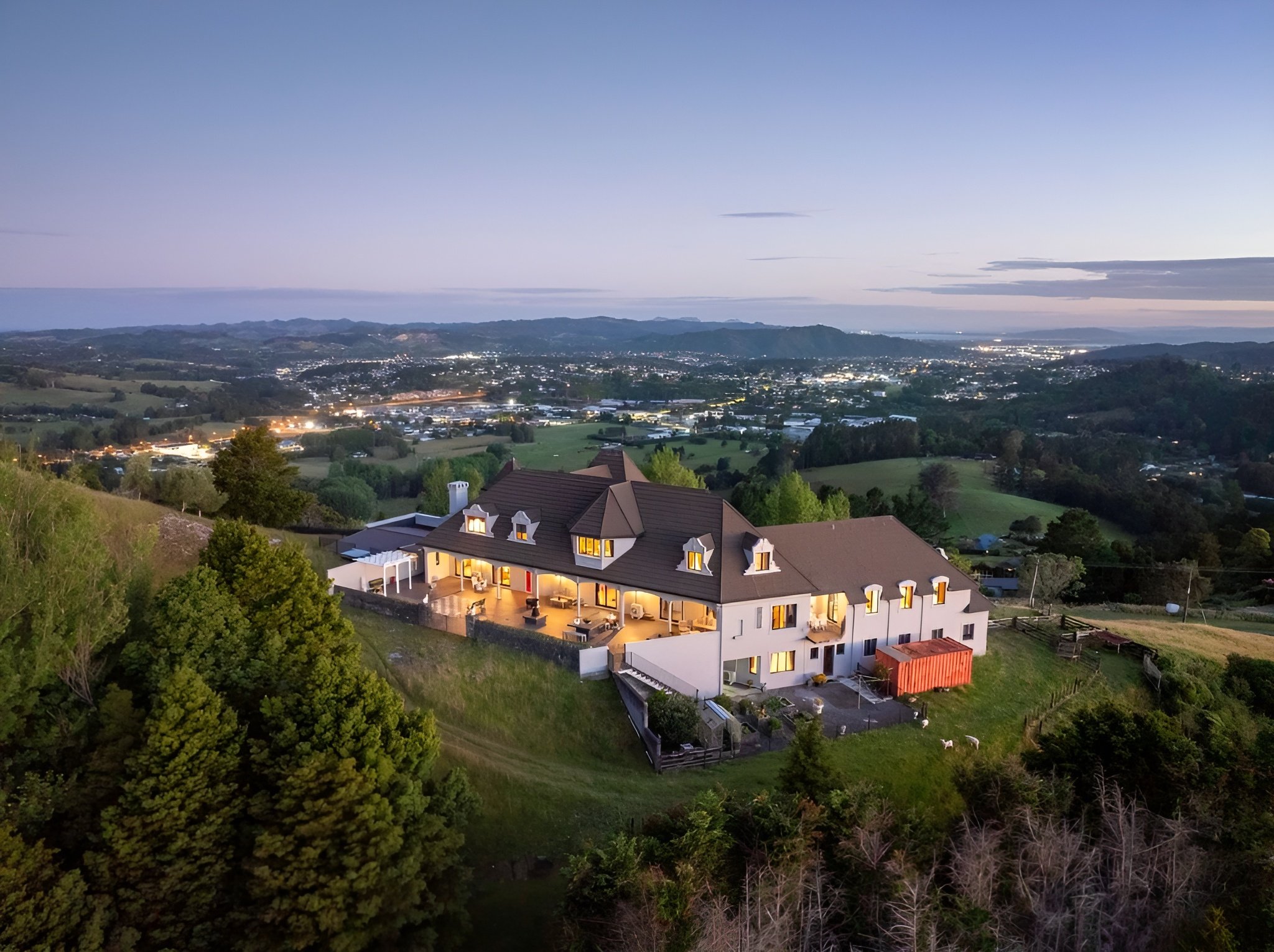 Chateau Te Kamo, a stunning location for photography and film production located just outside Whangarei.