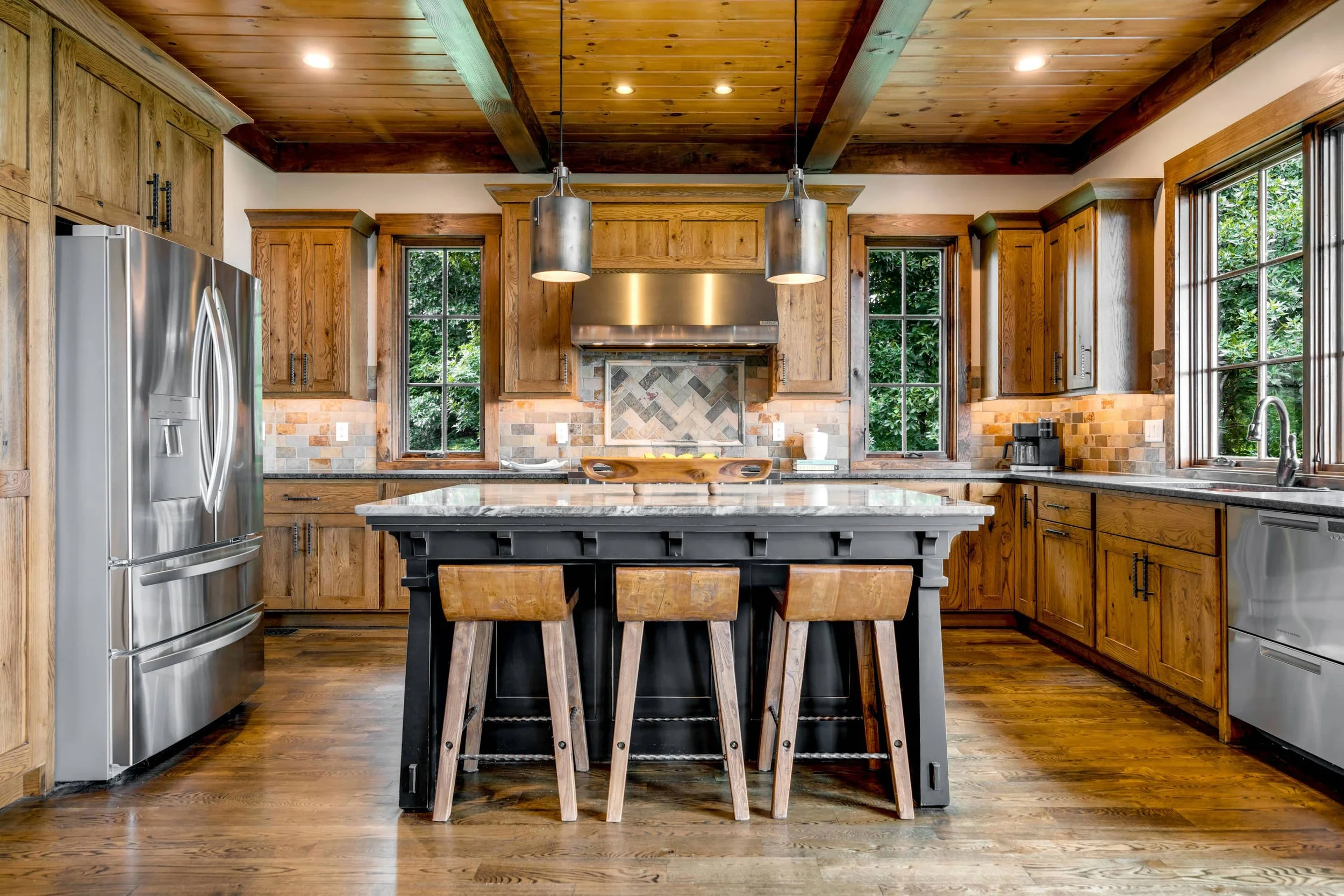 21---Interior--84-Meadow-Top-Lane---Asheville-Real-Estate-Photography---Skywalker-Air_AP.jpg