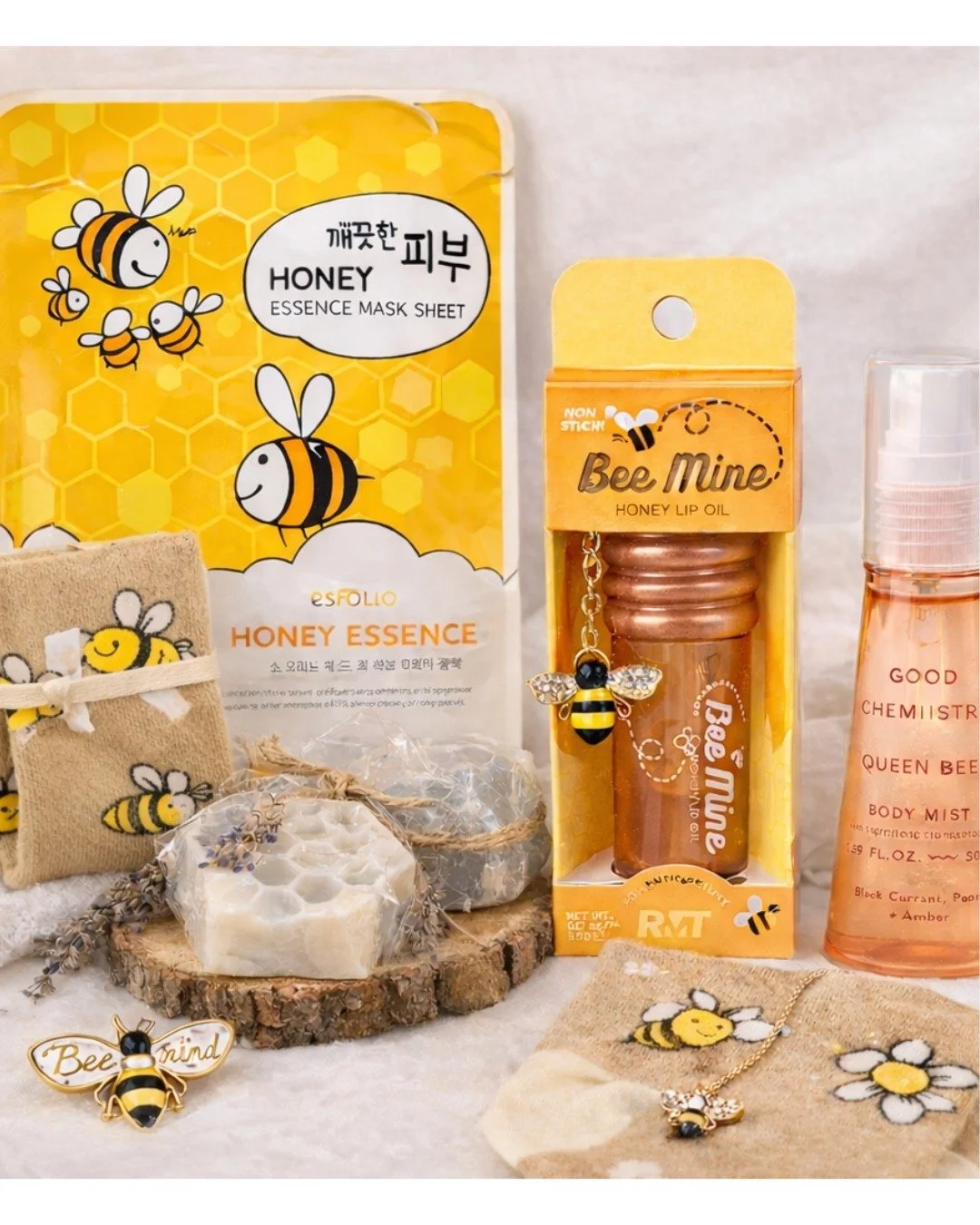🐝✨ MARCH HAS ARRIVED ✨🐝

Introducing the Bee You Collection.

This month is about:
💛 Confidence
🌸 Self-care
🐝 Being kind to yourself 

Inside:
&bull; Honey Lip Oil + Bee Charm
&bull; Lavender &amp; Honey Soap
&bull; Honey Essence Mask
&bull; Goo