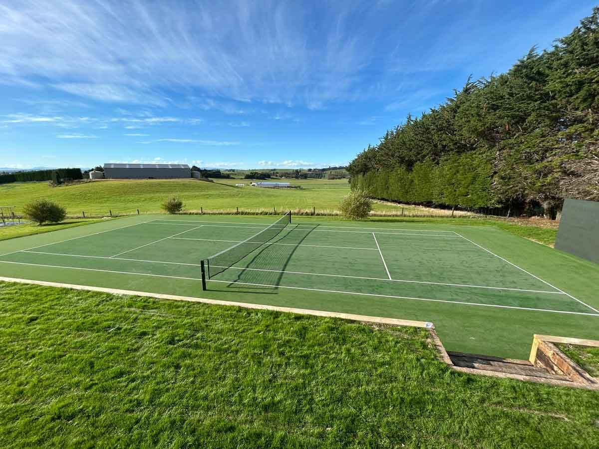 southland-two-tone-tennis-court.jpg