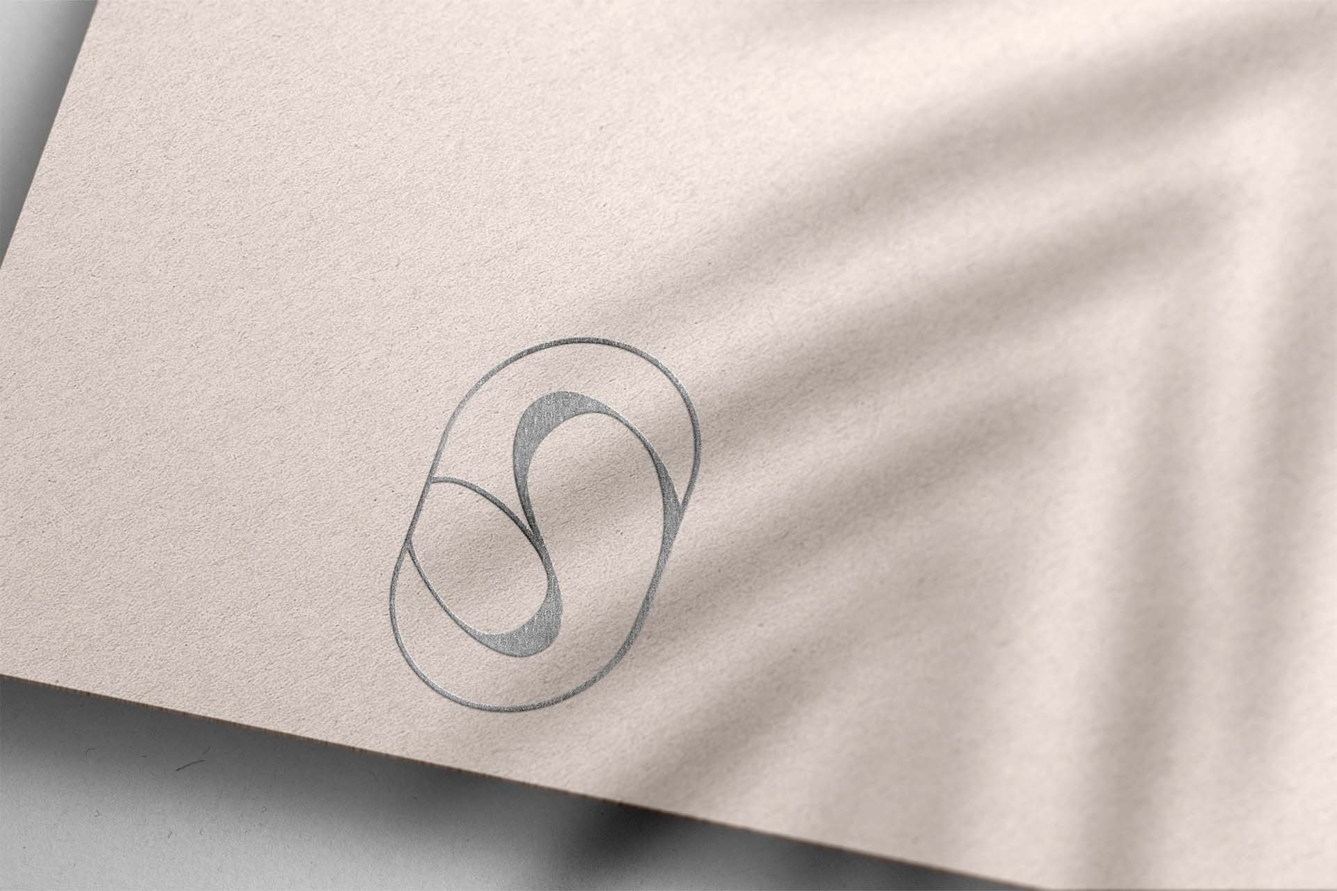 Logo_Mockup.jpg
