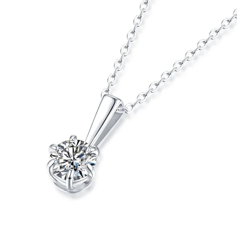💎 Classic Solitaire Six-Prong Pendant