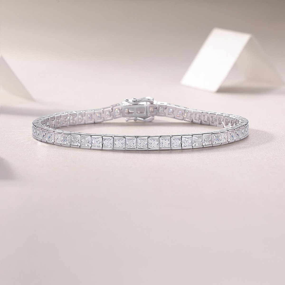 💎 Eternal Square-Cut Bezel Tennis Bracelet