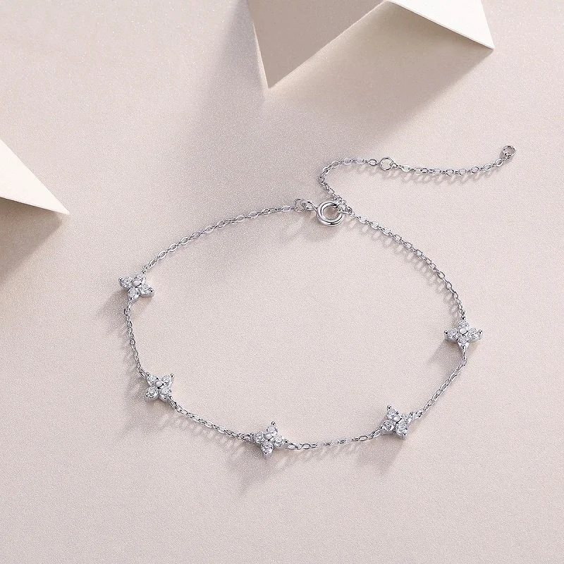 💎 Delicate Marquise Cluster Station Bracelet