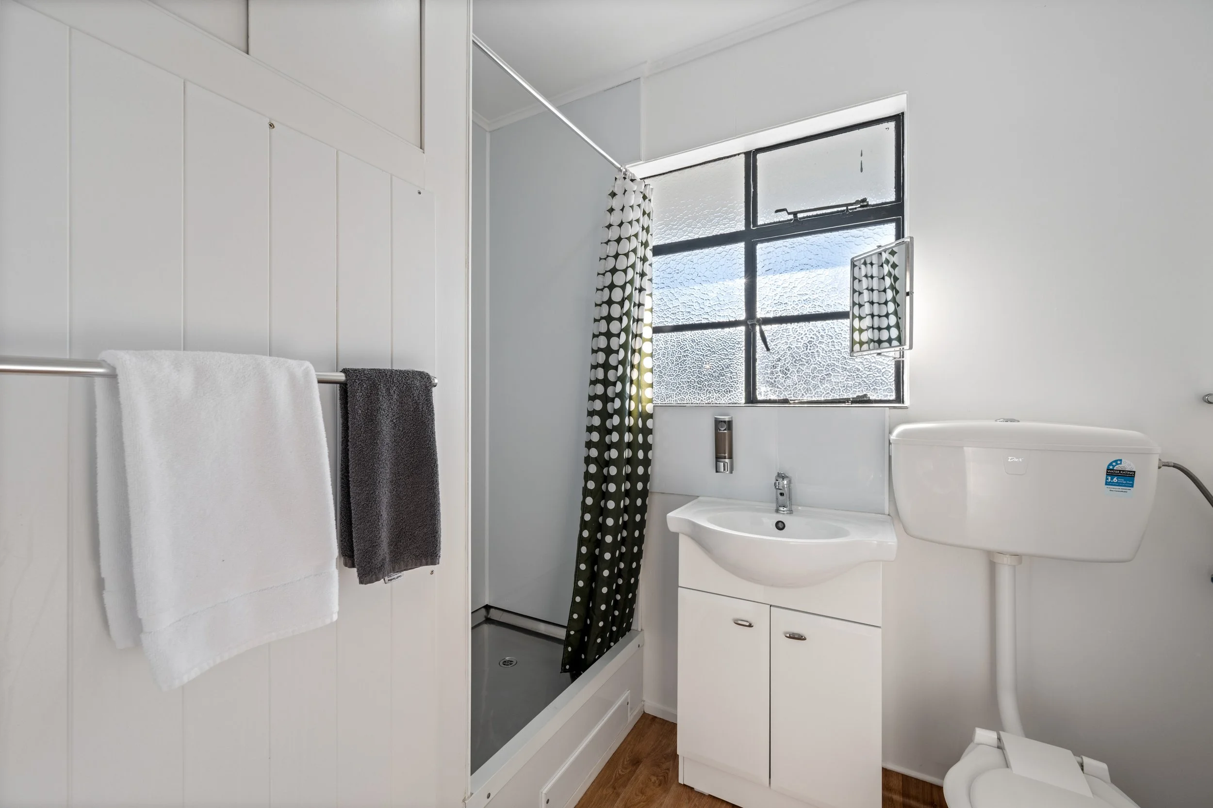 2 BR storey bathroom.JPG