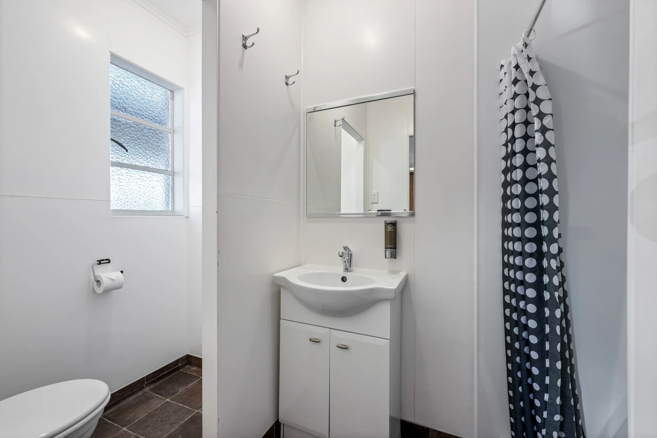 Family studio Bathroom.JPG