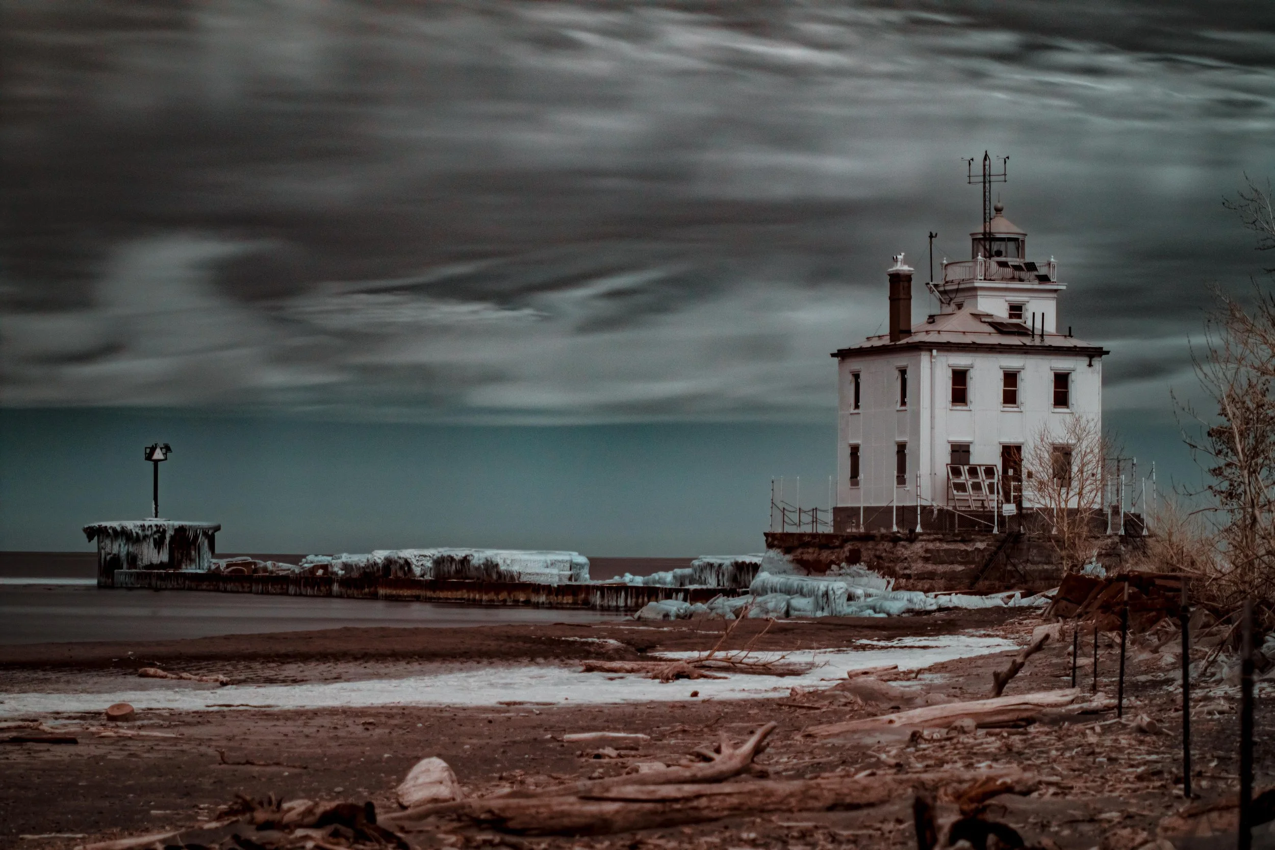 Infrared - Mentor Headlands Teal and Red-1.jpg