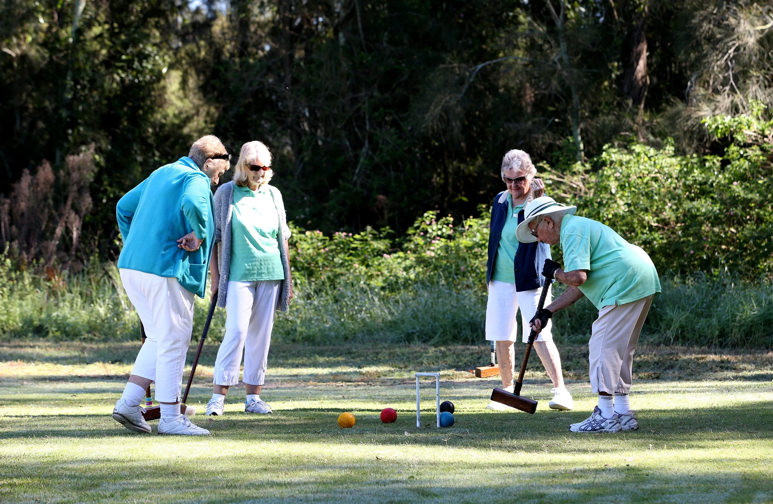 bayway-village-residents-playing-croquet.JPG