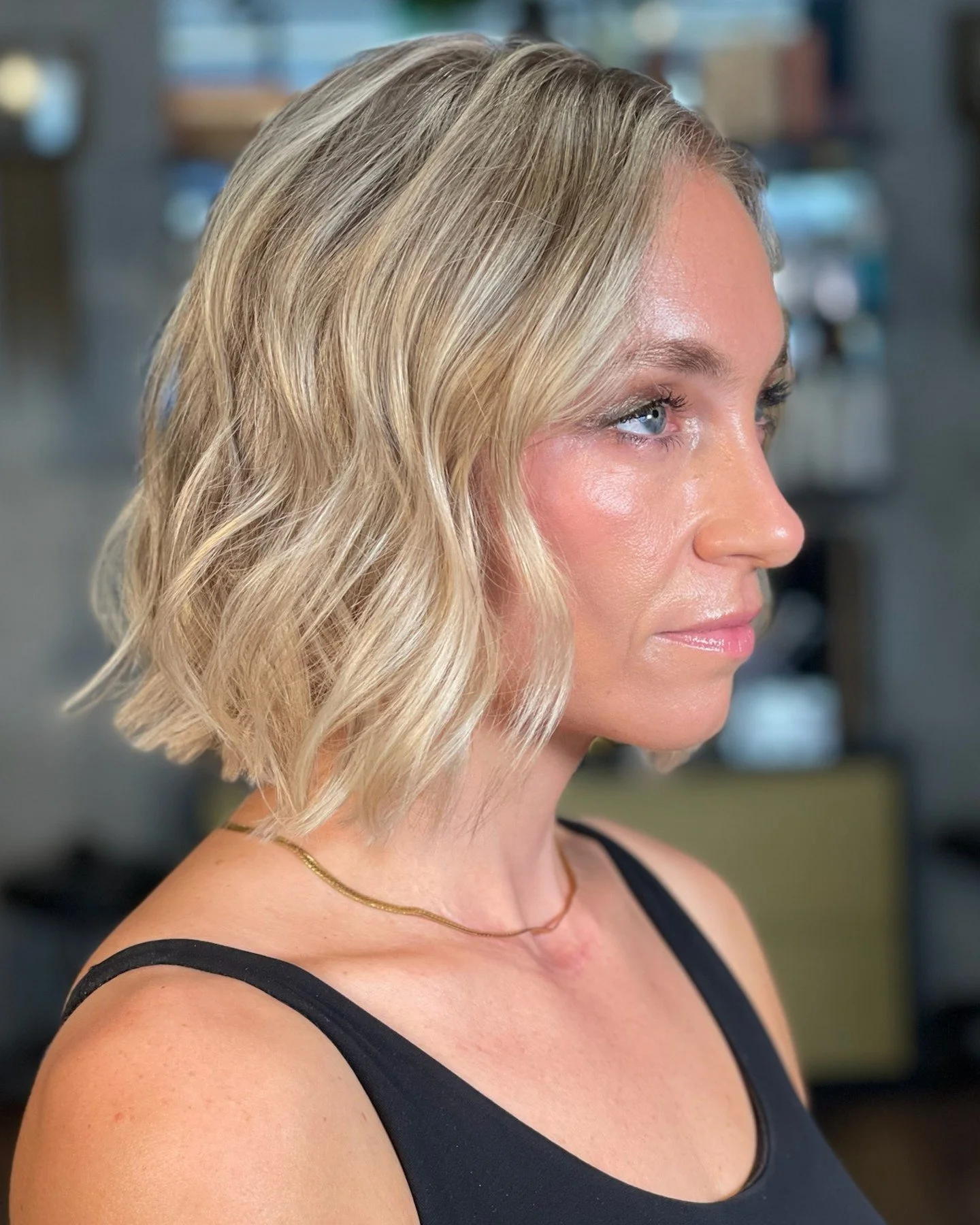 Follow along Nicola's highlights step by step! 👋🏼
ㅤ
WHAT AN AMAZING TRANSFORMATION!!
ㅤ
🏷️- northernbeacheshairdresser, livedinblondeexpert, lowmaintenanceblondes, blondspecialist, sydneyhair, luxuryhairsalon, sustainablesalon, hairtransformation, 