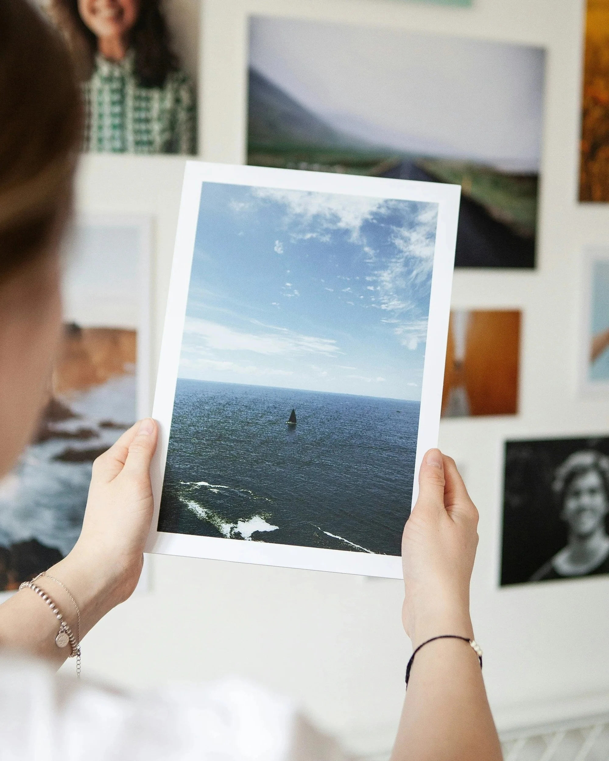 Alaska photo prints including metal prints, photo prints, posters, canvas prints, acryllic prints, and wooden prints. Alaskan print shop includes alaska wildlife photos, alaska landscape photos, aurora photos, northern lights photos.