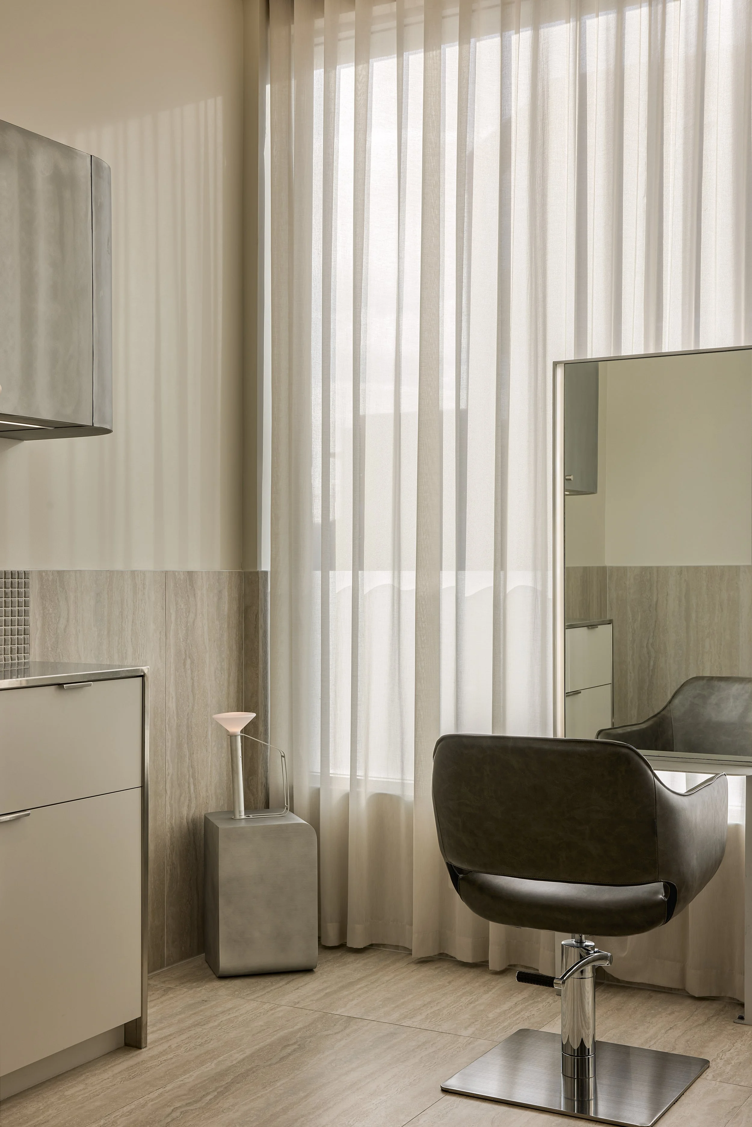 Jenna French_Studio Traces_Blank Suites_WEBRES 14.jpg