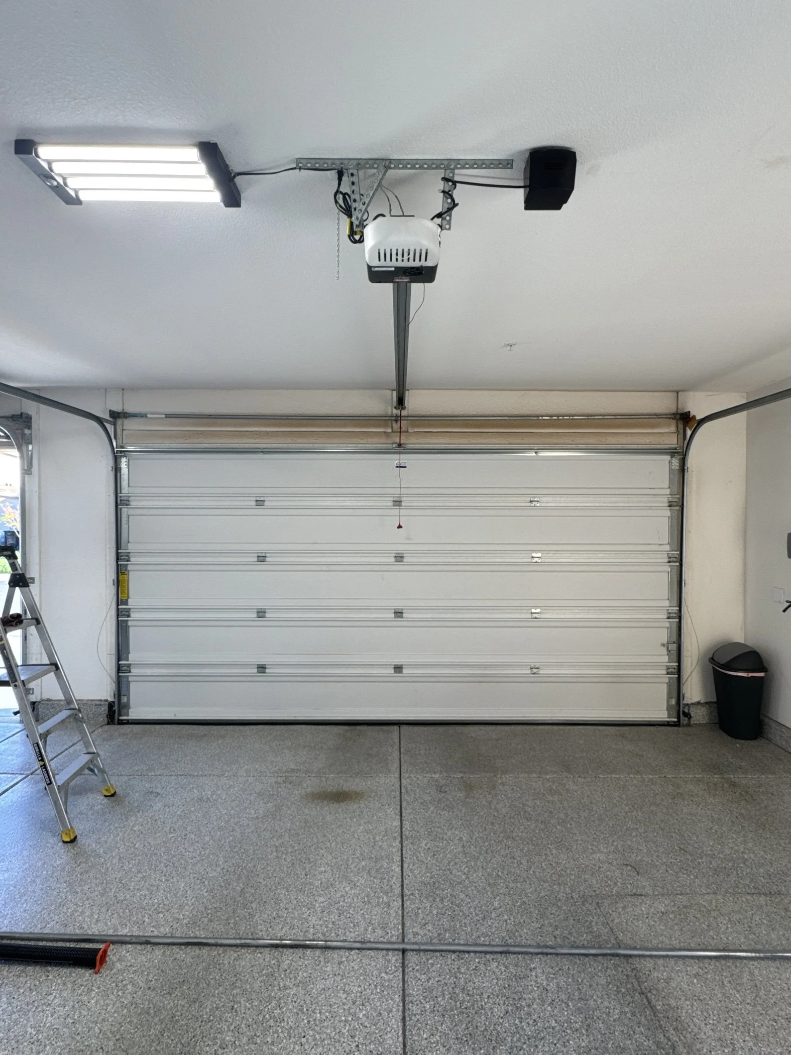 Best garage door repair Roseville