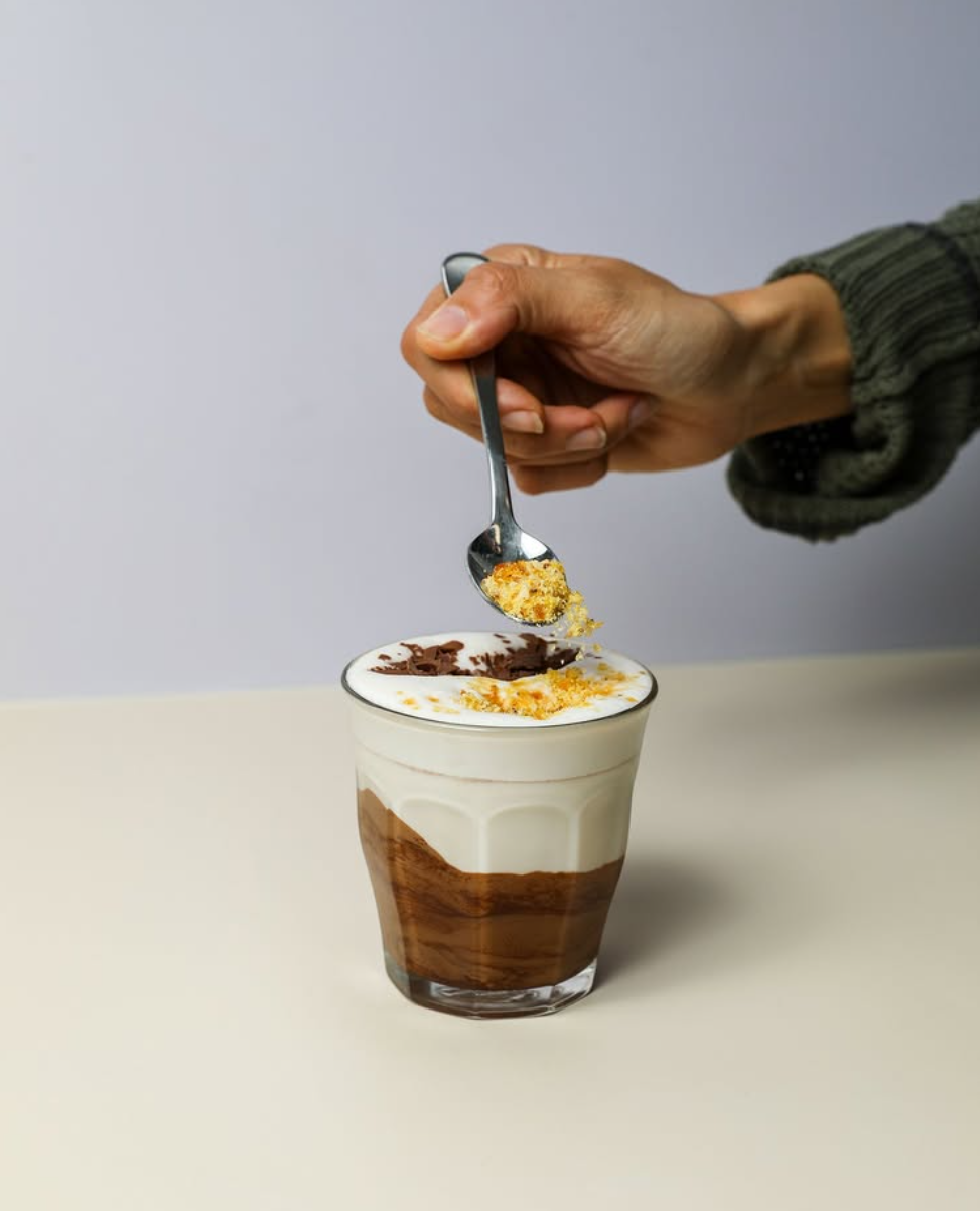 Oyku Hazelnut Praline — gourmet nut cream for desserts, coffee and hot chocolate, premium 390g sauce made in Australia