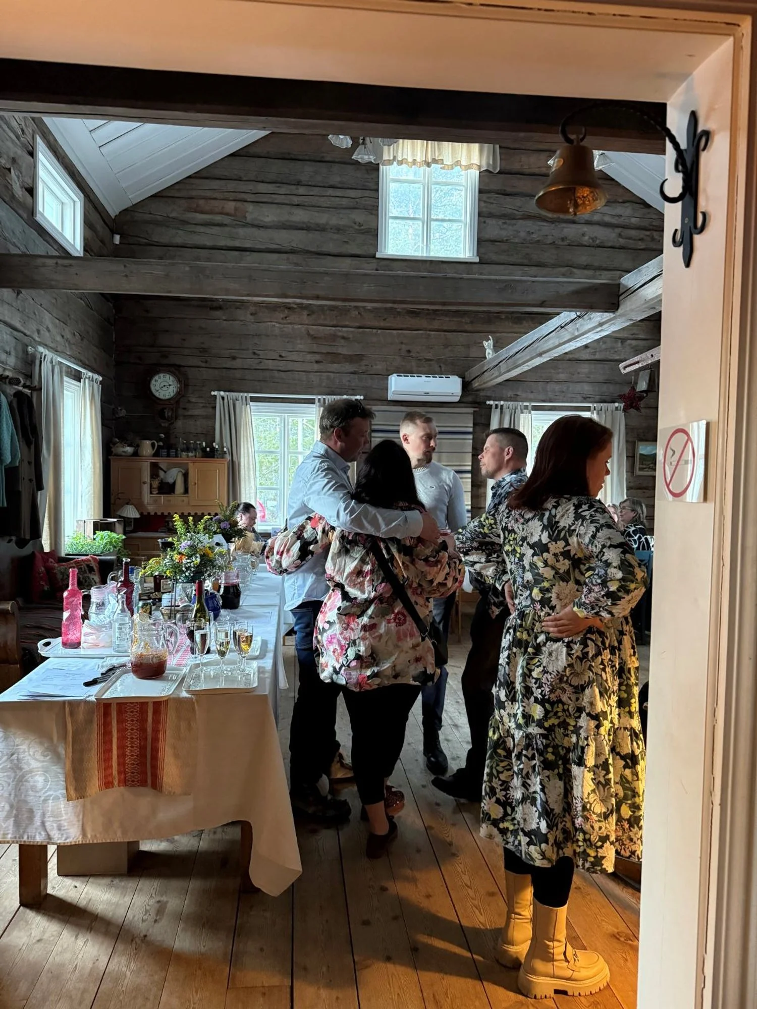 Yhteisölliset pikkujoulut Korvalan Komeassa