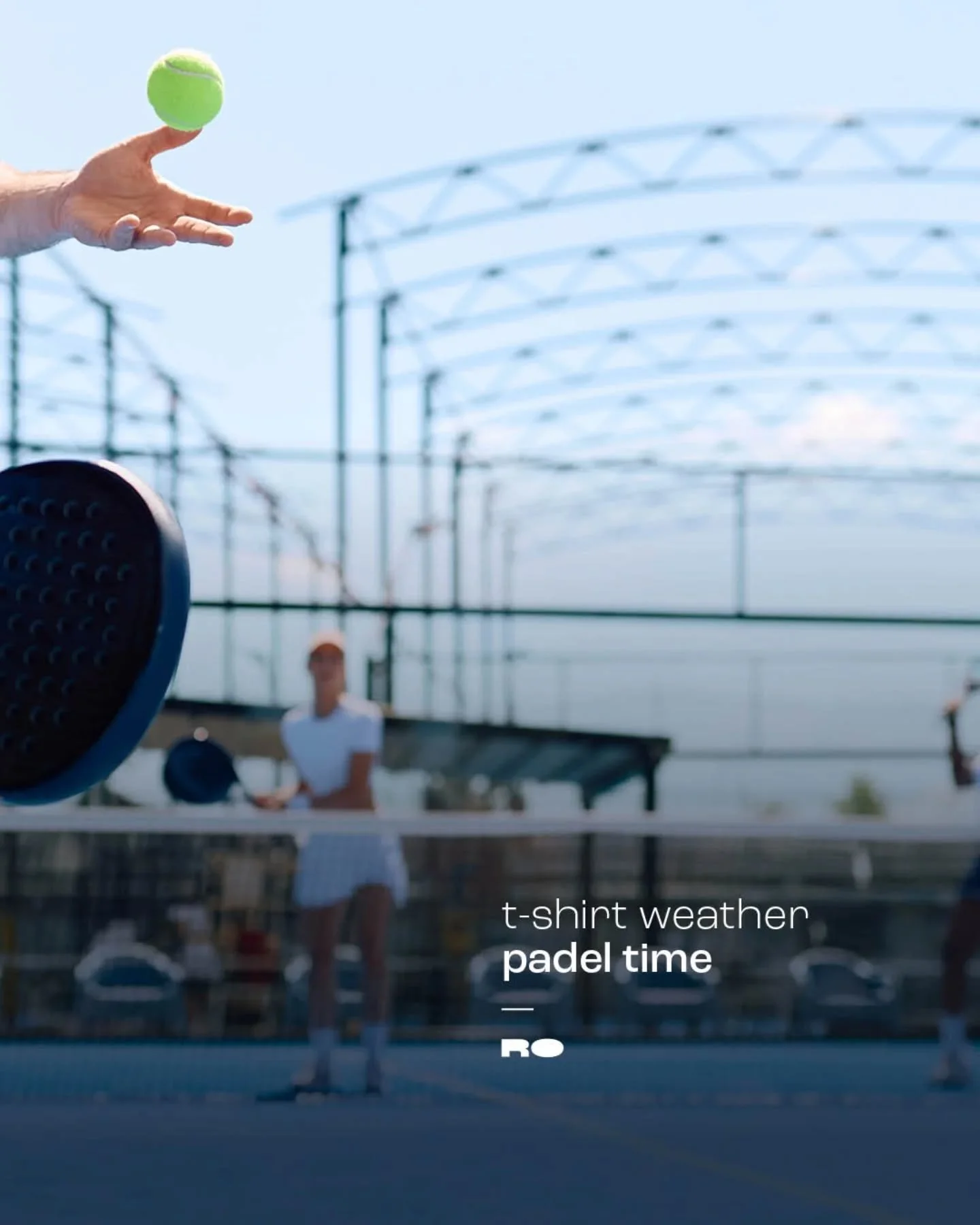 Its a beautiful day in the UK, it's amazing Padel weather on those outdoor courts!

Who's playing?