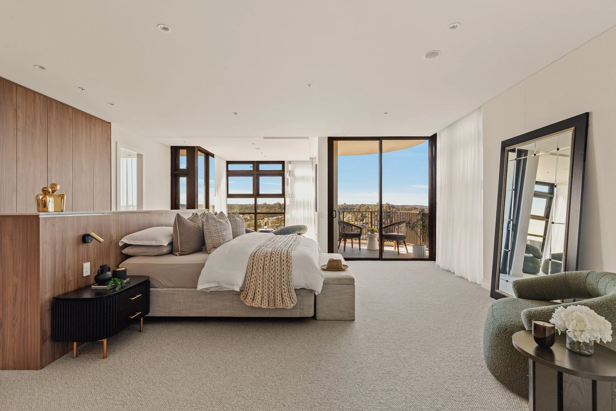 8 Garthowen Crescent Castle Hill-16.jpg