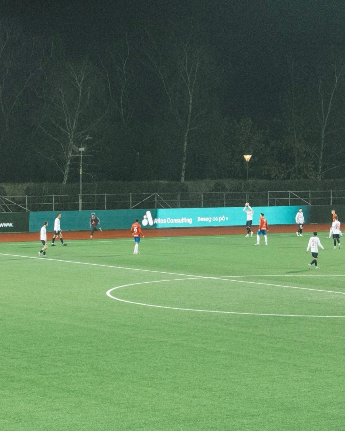 Du kan nu spotte Atlas p&aring; tribunen til B.93 ⚽️
Vi er stolte af at v&aelig;re b&aring;de sponsor og ny IT-partner i klubben. 
Et st&aelig;rkt f&aelig;llesskab fortjener et st&aelig;rkt digitalt fundament 💙
#B93 #atlasconsulting #fodbold #sponso