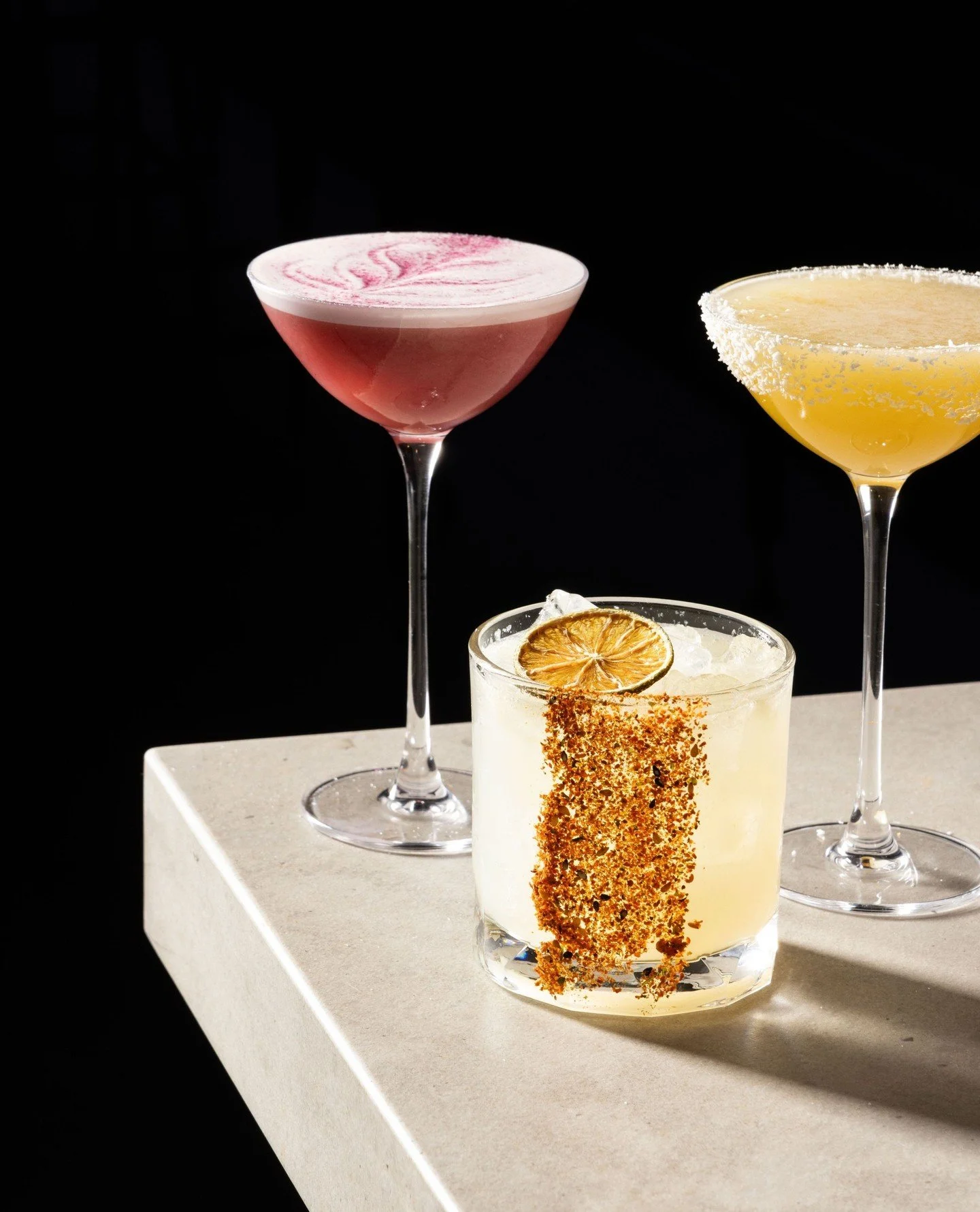 Ease into this weekend&rsquo;s warm weather (and Daylight Savings) with Sundown Sips at SORA.⁠
⁠
Spring has arrived, and so have your cocktails, which are all ready and waiting for you on level 9. Served sky-high from 4-7 pm, kick back and enjoy...⁠

