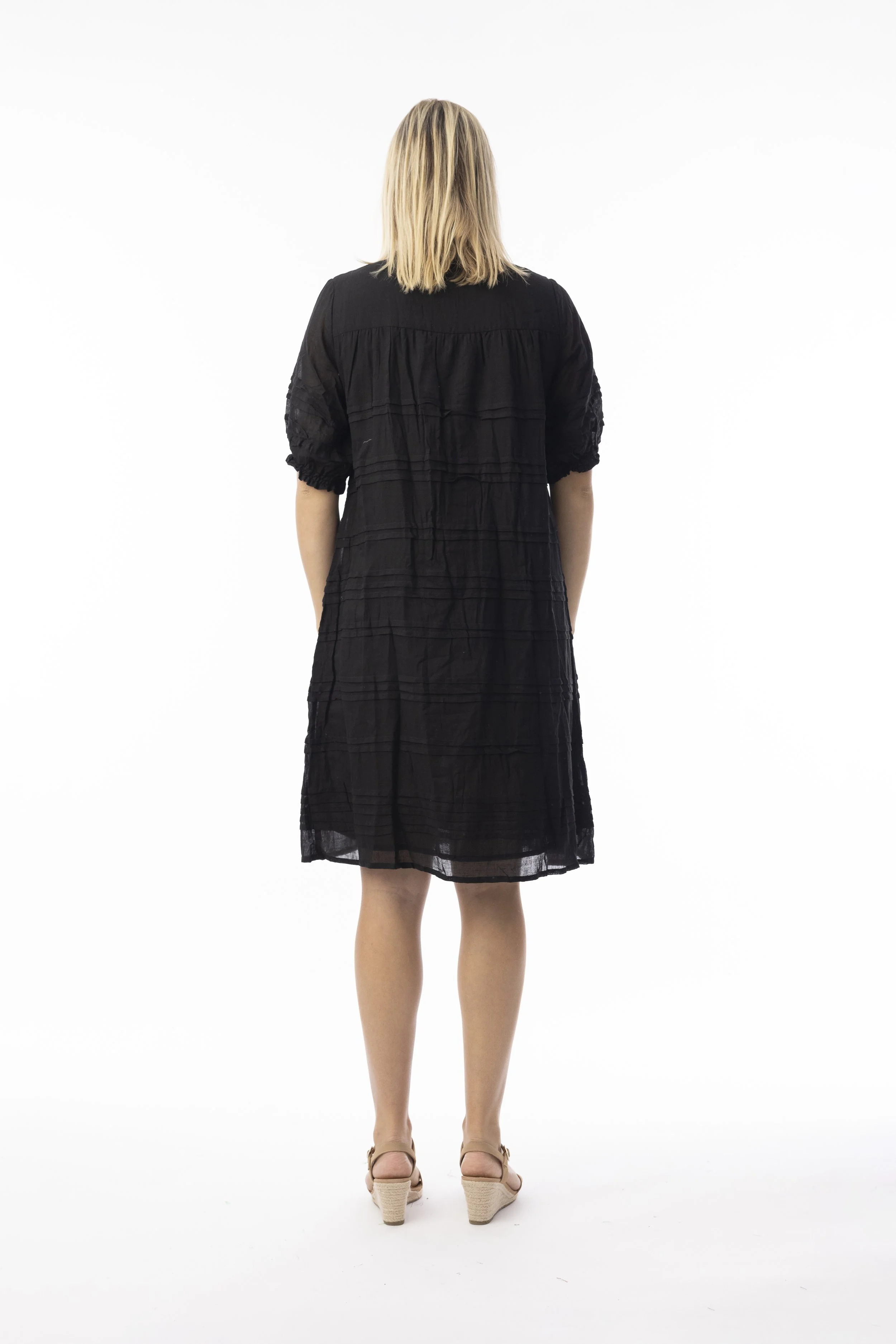 51908 Pleated Black BACK.jpg