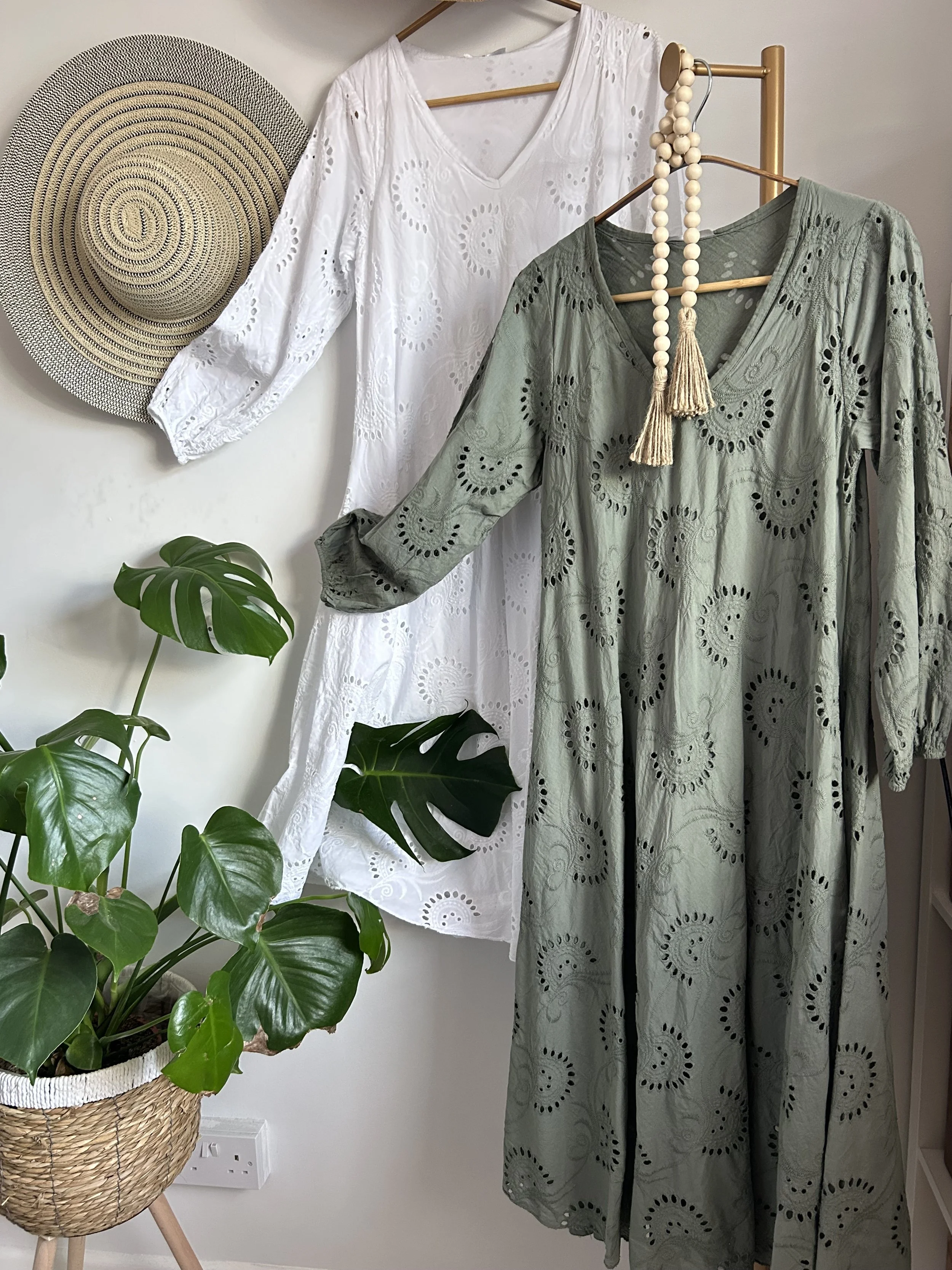 Broderie Anglaise Italian Cotton Summer Dress one size - 8-12