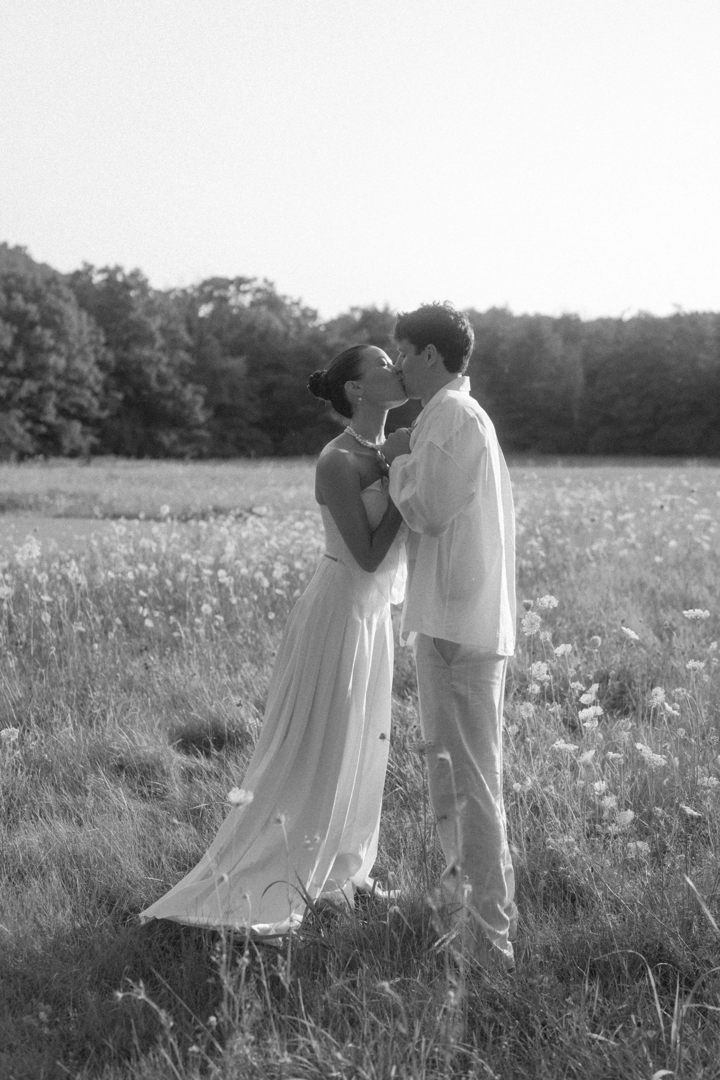 Troutbeck-Wedding-NY-Liron-Erel-0013.jpg