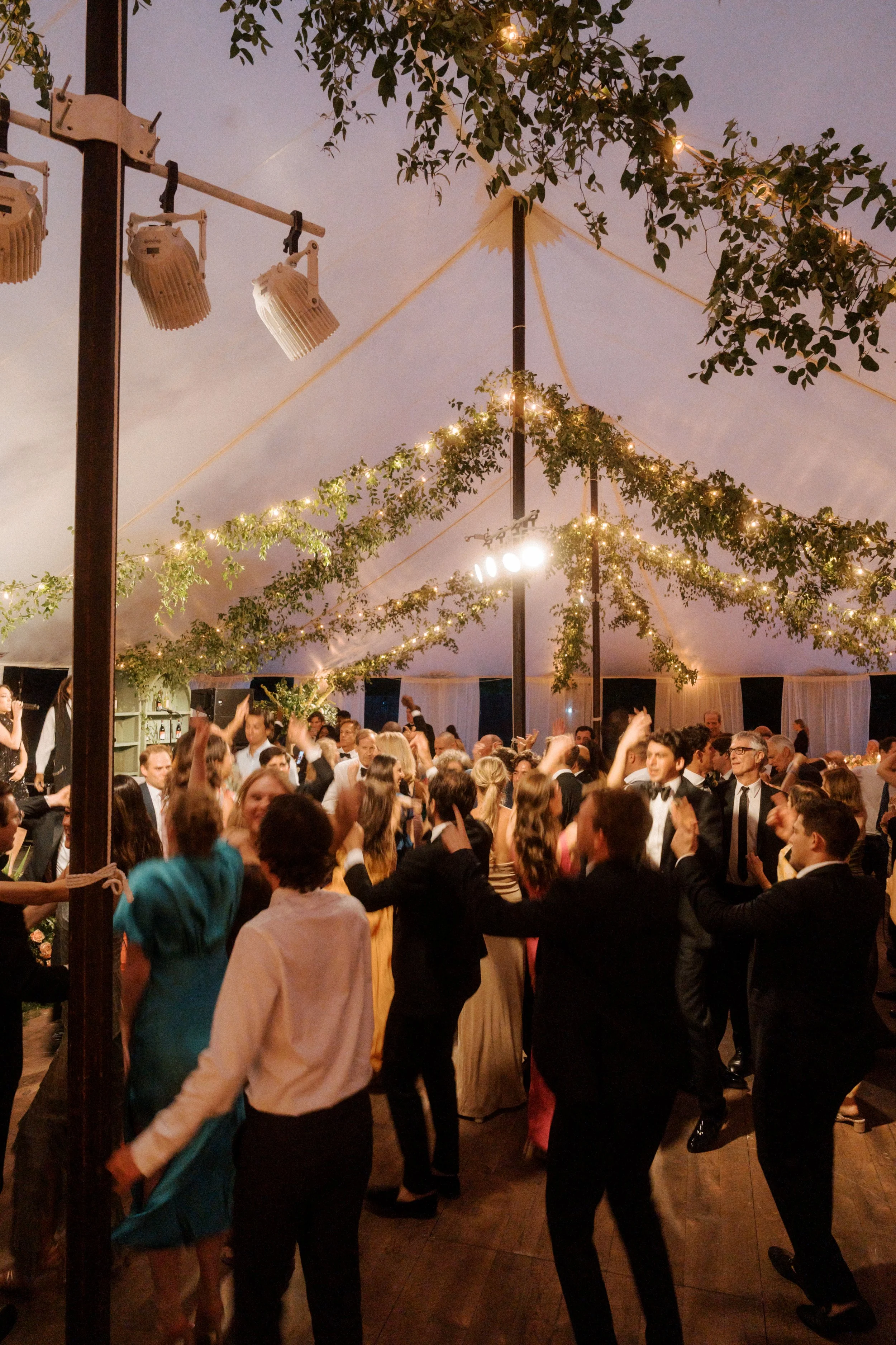Troutbeck-Wedding-NY-Liron-Erel-0080.jpg