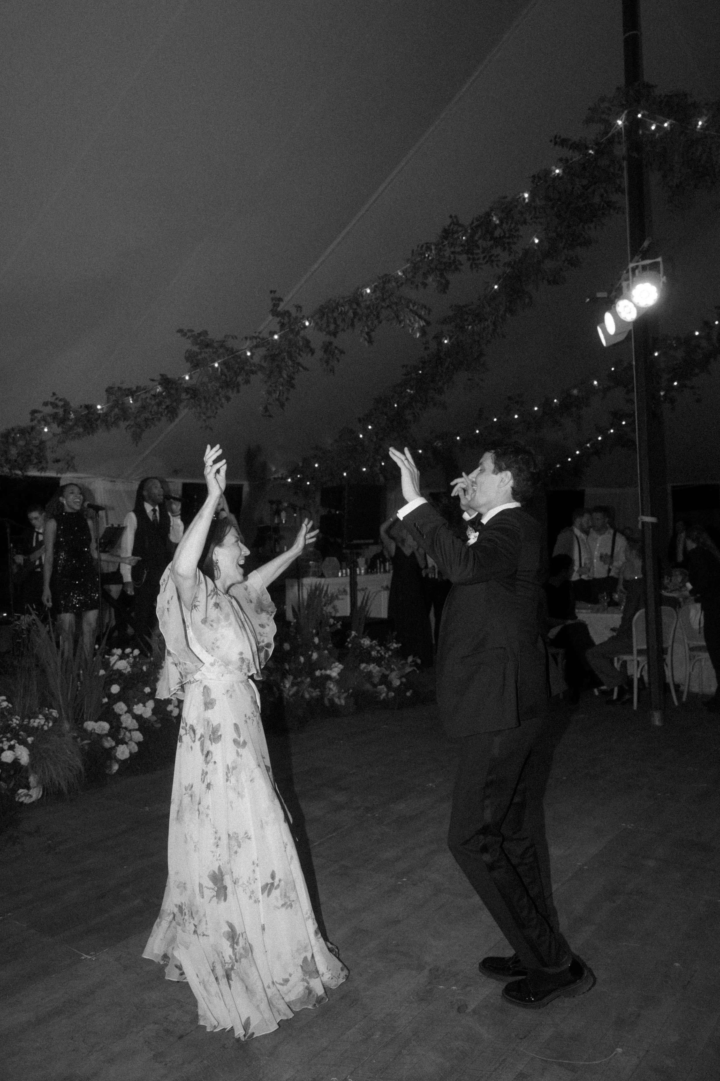 Troutbeck-Wedding-NY-Liron-Erel-0135.jpg