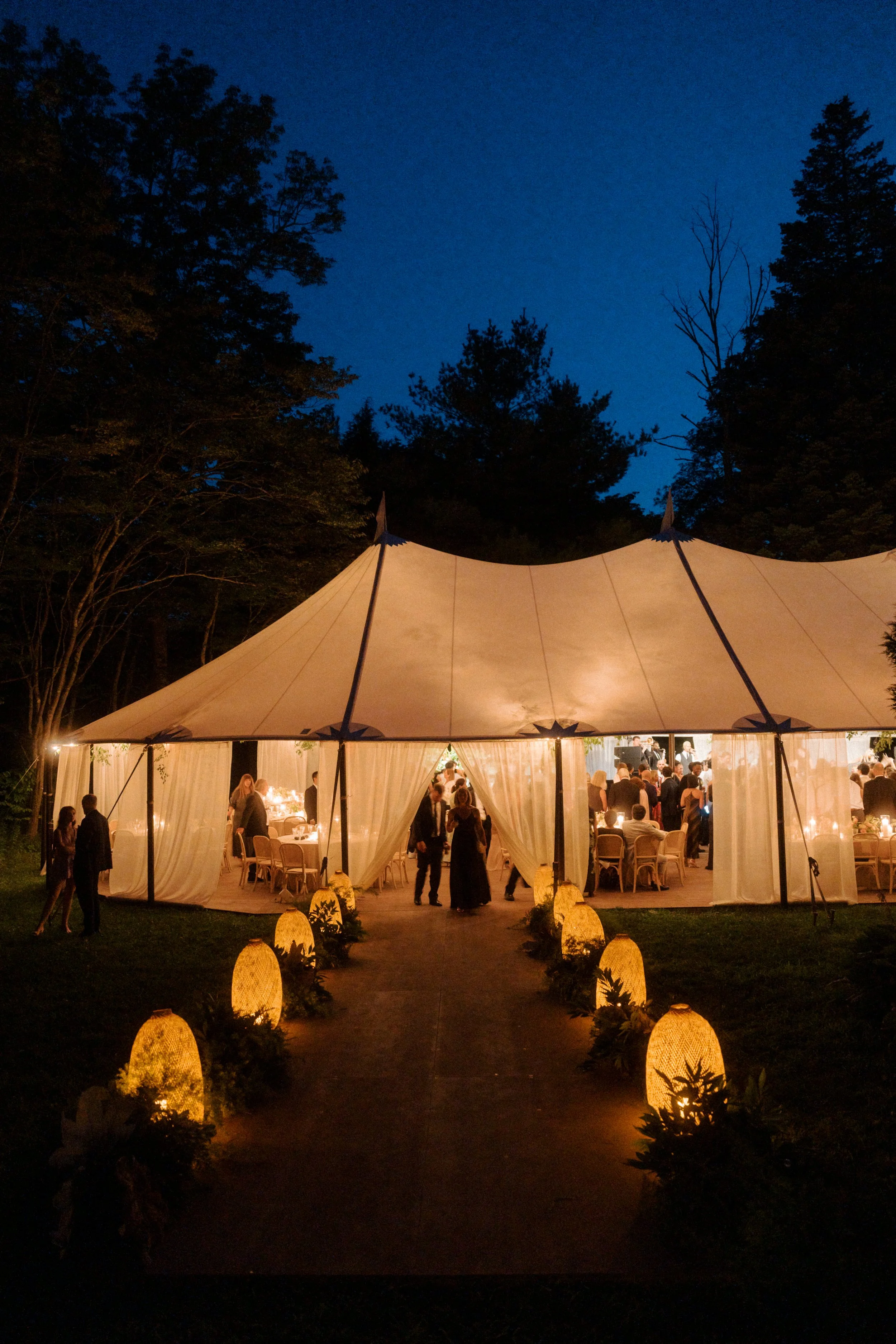 Troutbeck-Wedding-NY-Liron-Erel-0025.jpg