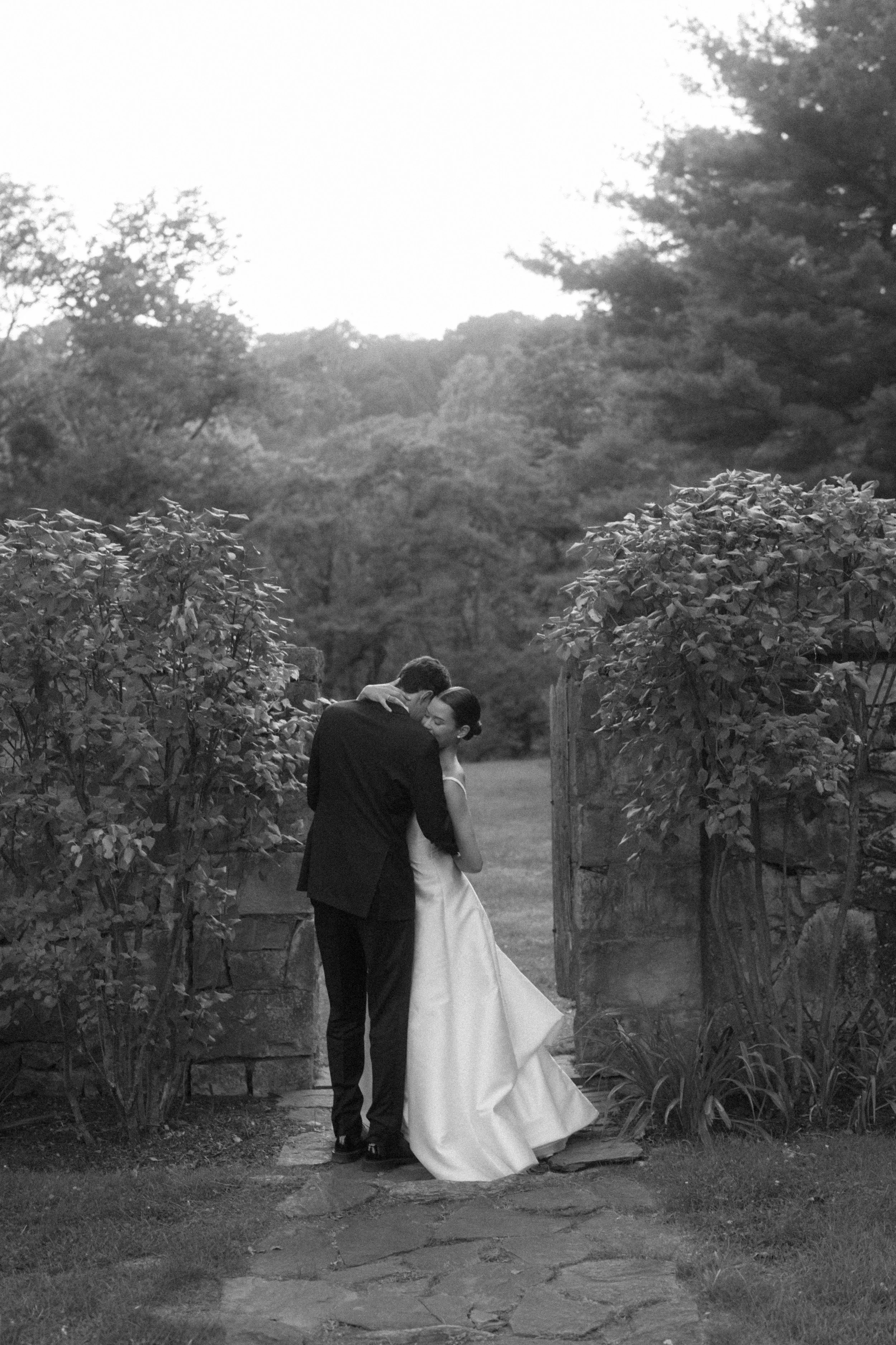 Troutbeck-Wedding-NY-Liron-Erel-0082.jpg