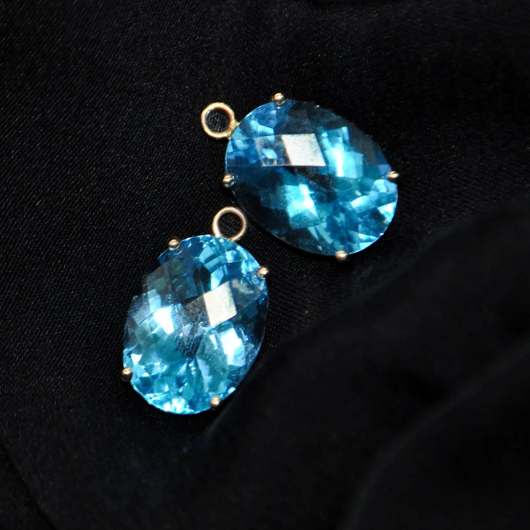 Pendant+Blue+Crystal.jpg