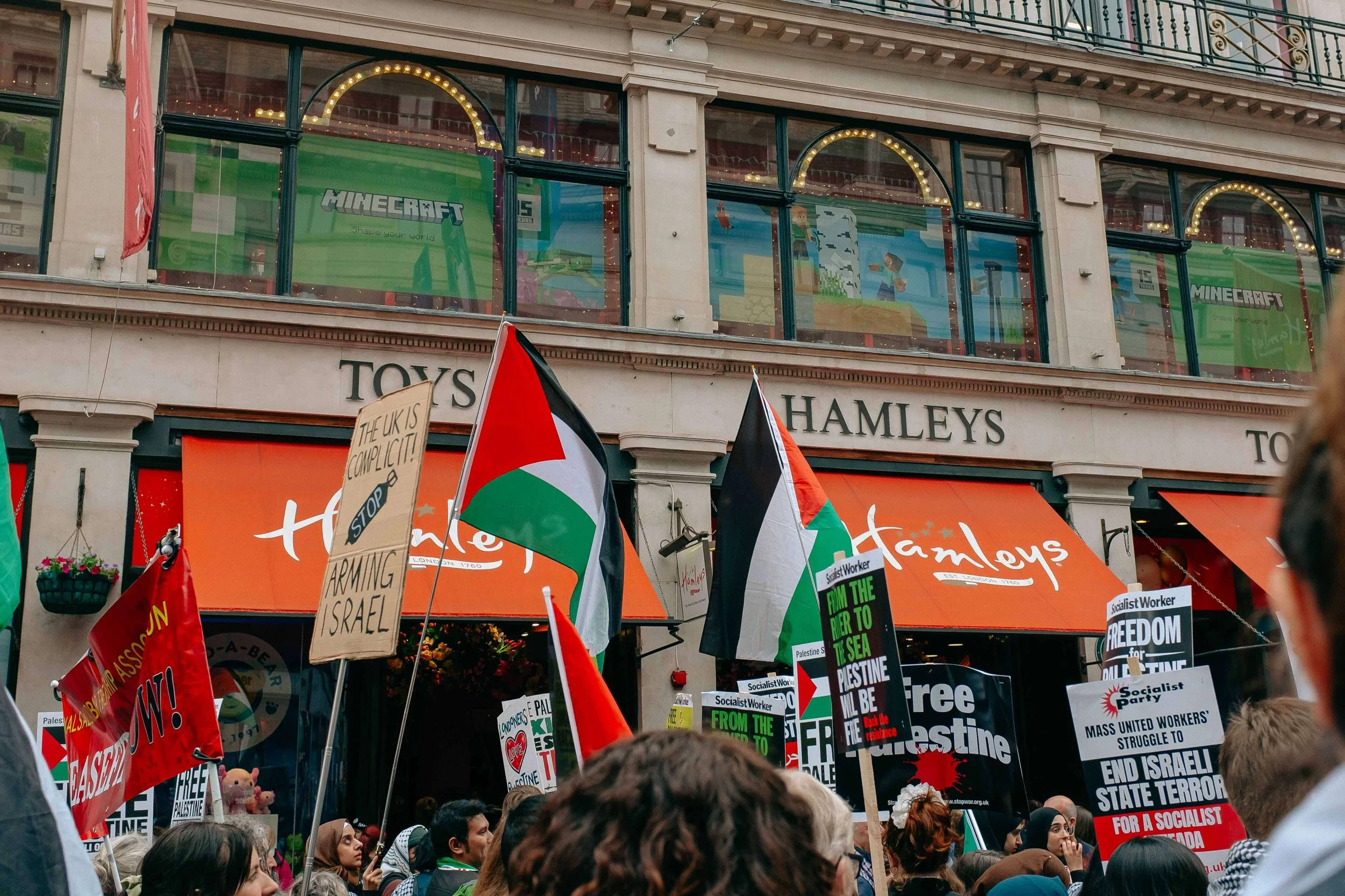Protest-photography-celie-nigoumi-6.jpg