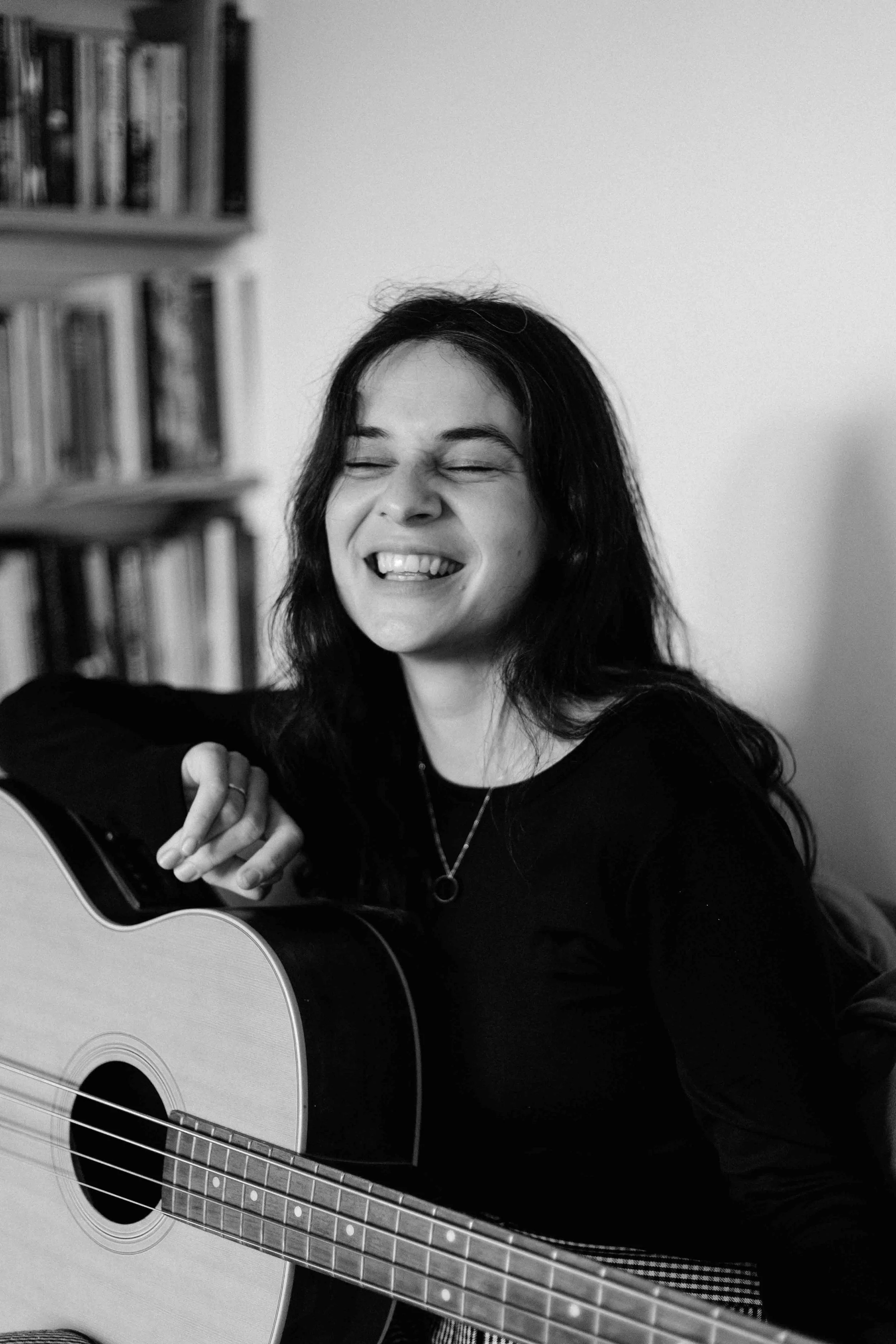 Portrait of Izzy by Celie Nigoumi, Lifestyle, Brand and Portraits Photographer in Frome, Somerset