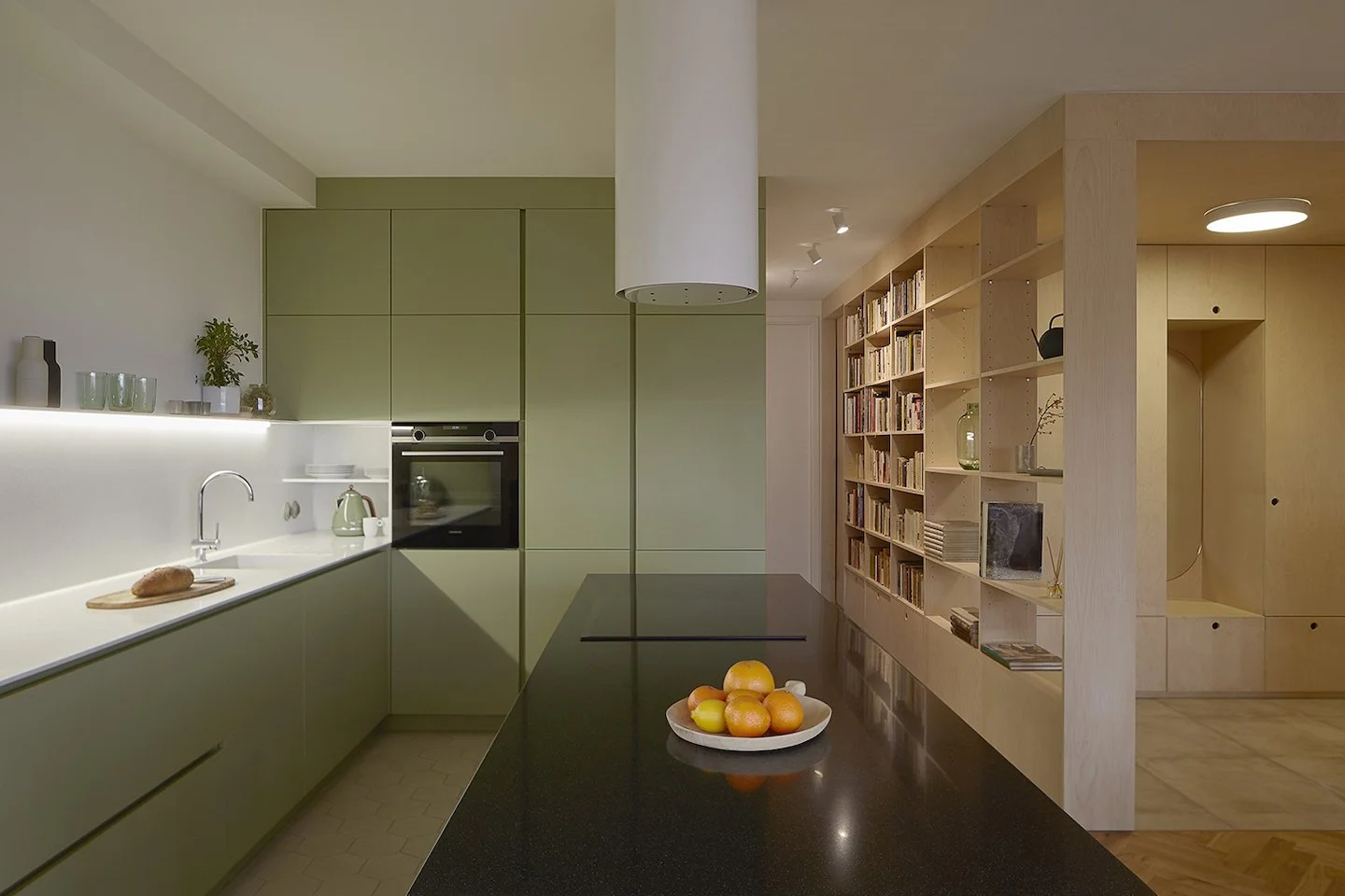 Byt s výhledem. Bydlení v Praze. Realizace Tereza Stambolijska.