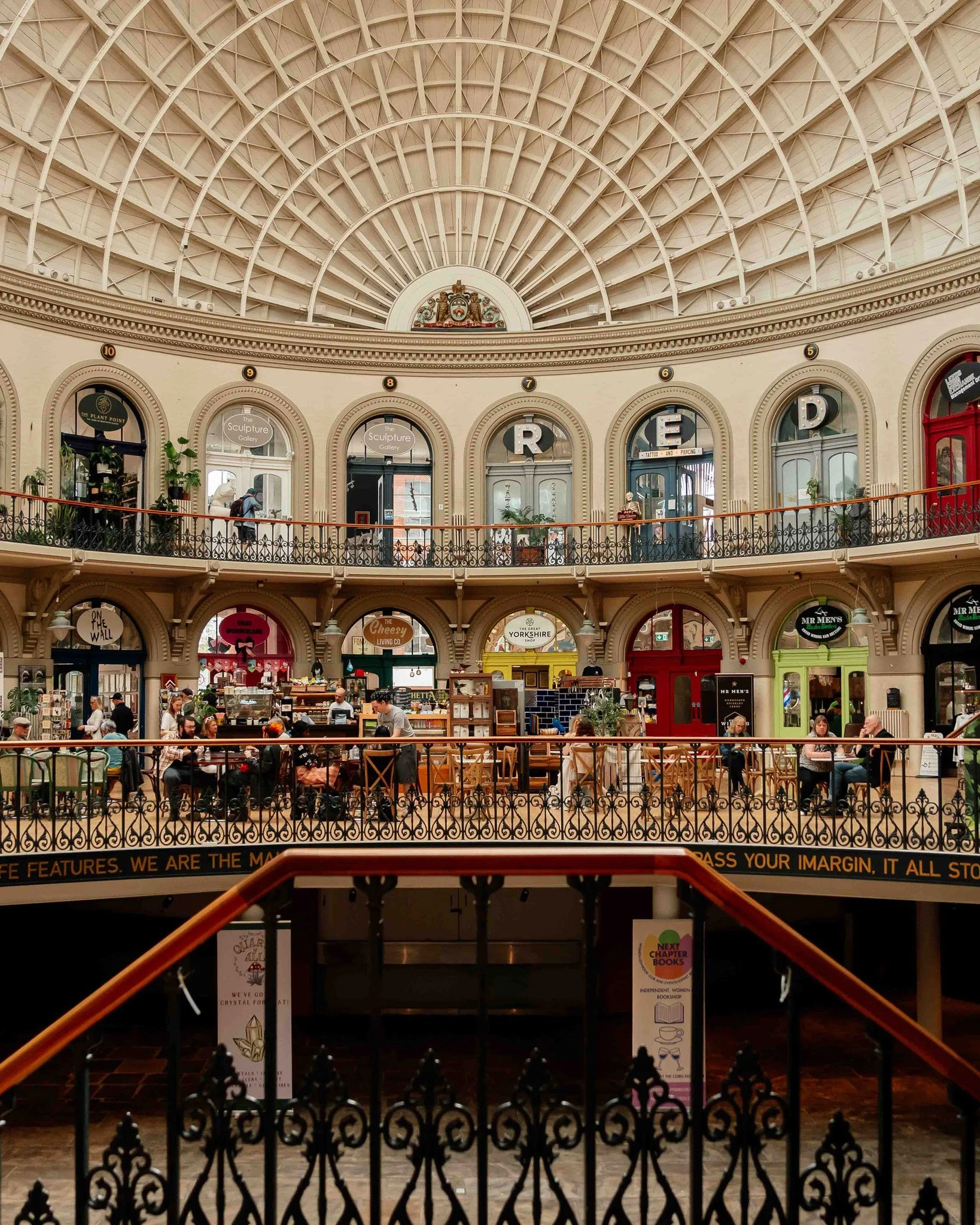 Three floors of loveliness! 

🪴☕️🛍️ A house plant jungle, perfect coffee spot, delightful deli, picture framers, an art gallery, a bookshop, and a hub for vintage shopping.

📍 We&rsquo;re the perfect weekend destination.

Happy Saturday, come and 
