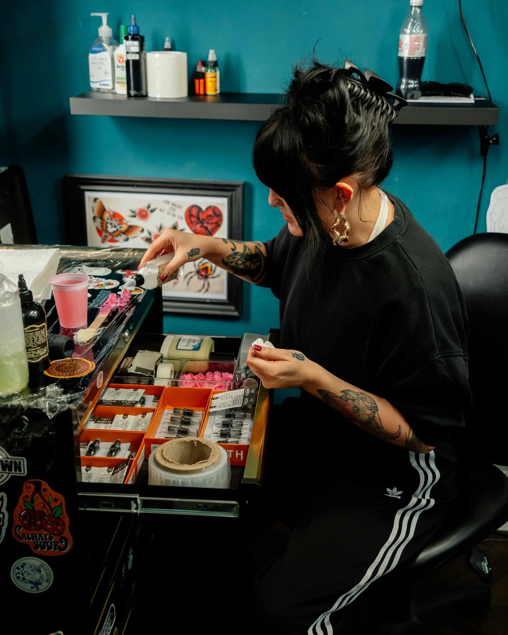 Established in 2007, custom tattoo and piercing studio @redtattooleeds is home to five artists and three piercers, with over 35 years of experience between them.

A welcoming atmosphere, talented tattoo artists, professional piercers and its city cen