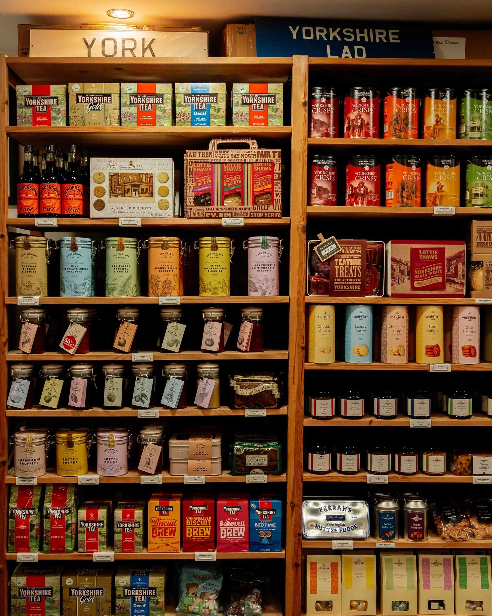 From locally made gift sets to Yorkshire pudding themed presents, @thegreatyorkshireshop is the go to for the Yorkshire enthusiasts in your life! 

Fun and novelty or luxe and lovely, there&rsquo;s a whole host of treats and locally themed gifts.