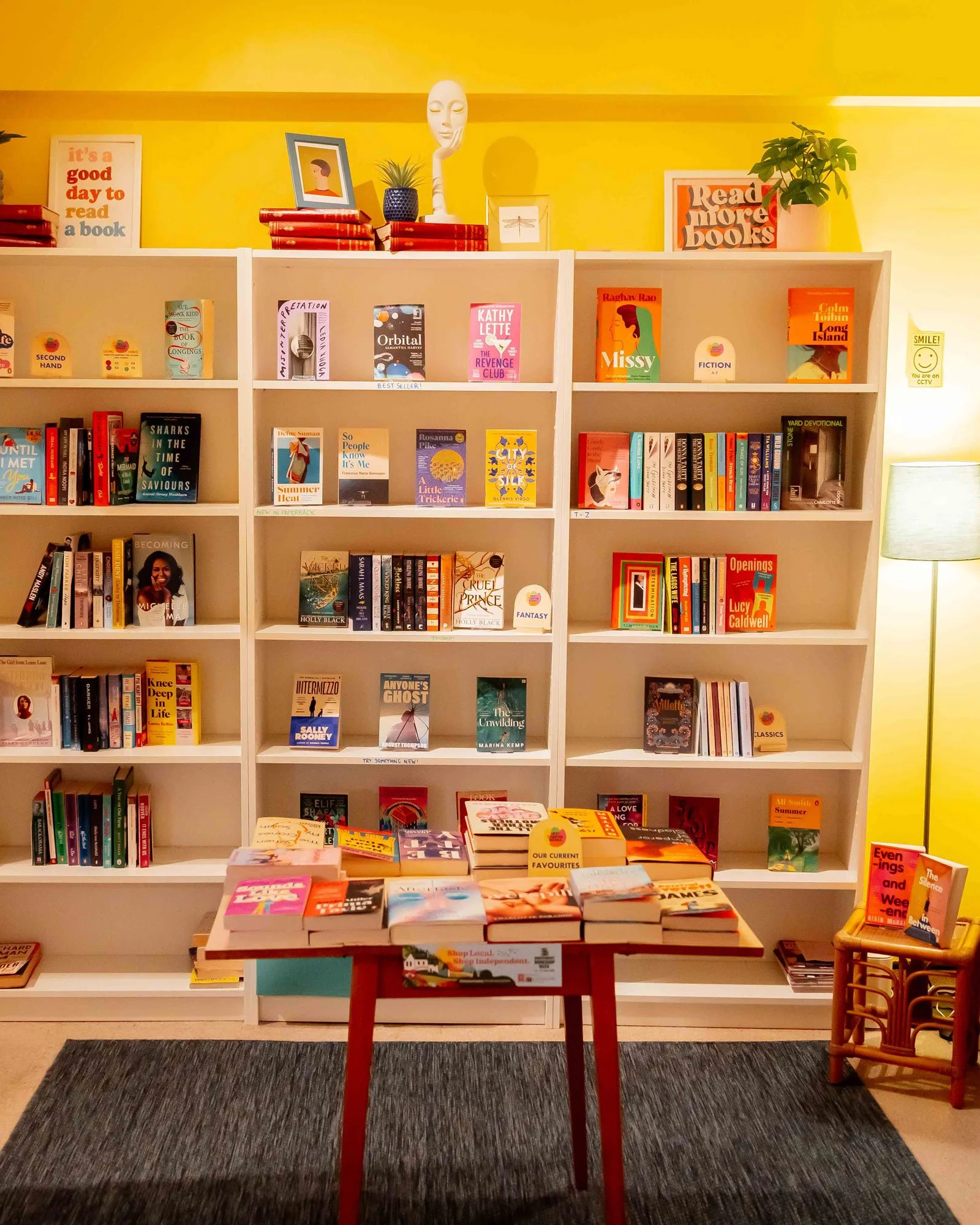 📚 Discover women-led book and coffee shop @nextchapterbooksleeds 💛

With regular new releases and literary events, this indie gem is also laptop friendly and open 7 days a week &ndash; so the perfect calm and cosy spot in the city centre for some w