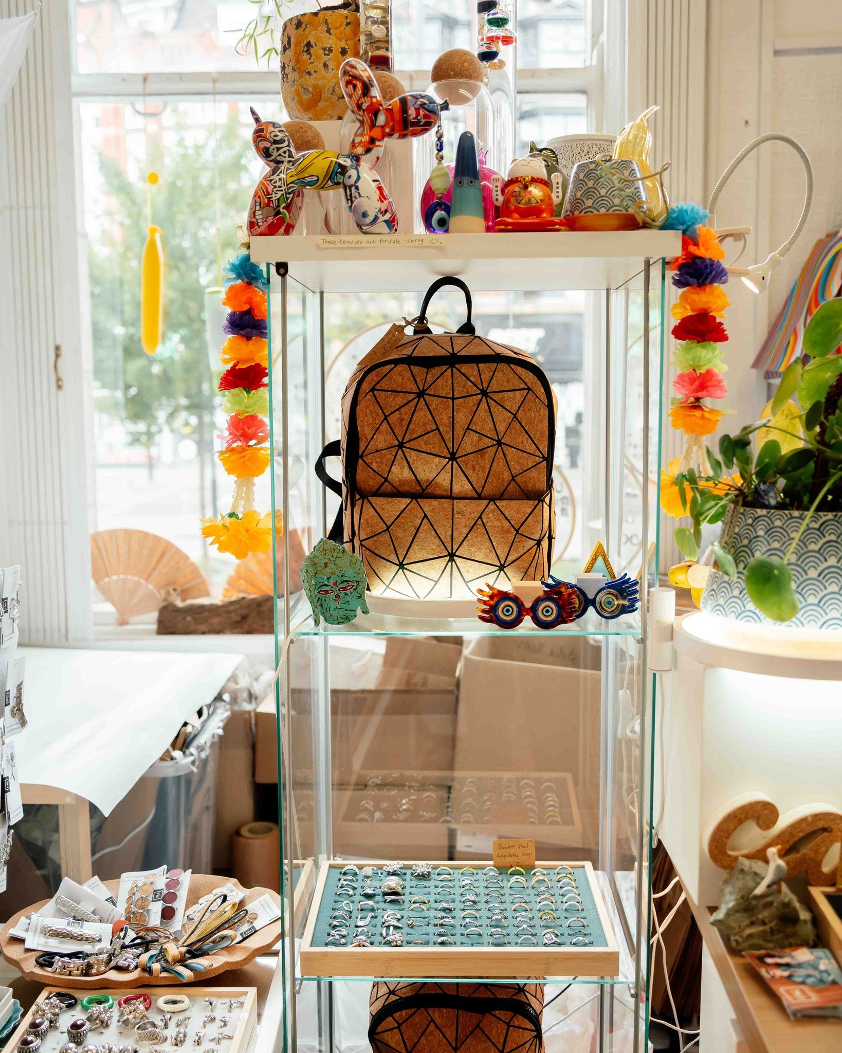 Discover the magic of vegan eco cork accessories at @fabrikkuk 💚

From jewellery, bags and caps, these gorgeous accessories have innovation at their heart &ndash; inspired by the emerging world of smart materials and wearable tech.

🌎 With a deep a