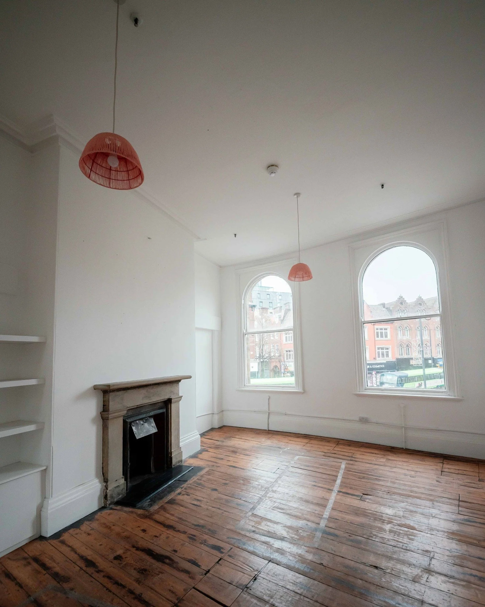 💭 Insert your dream here&hellip; We have a few spaces available for 2026. 

If you&rsquo;re looking for a community of indie shopkeepers and creatives to be by your side as you bring your dream to life &ndash; Leeds Corn Exchange is the place for yo