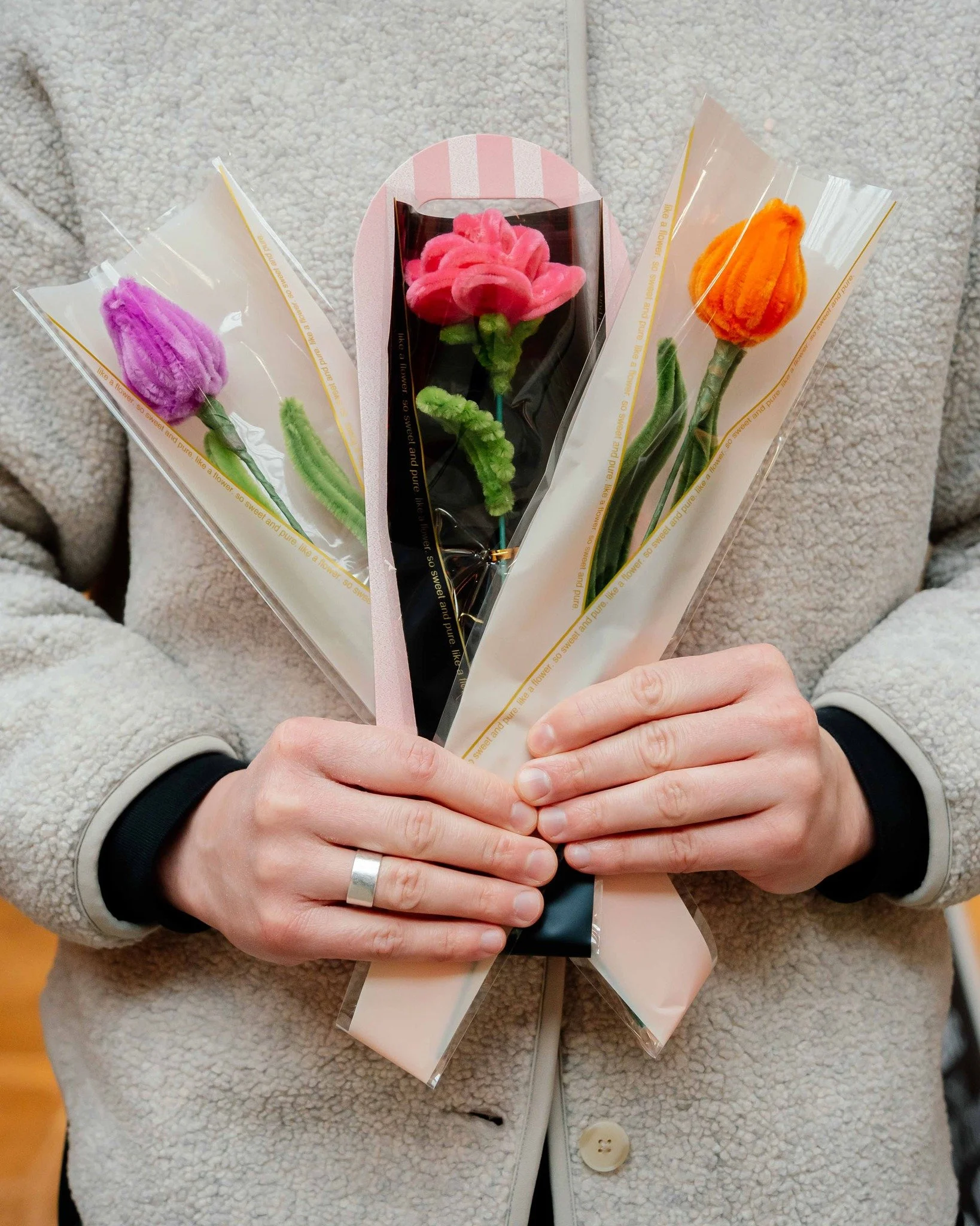 Valentine&rsquo;s workshops at @omg.moru.garden 💝 Make your own gorgeous flower and discover other romantic crafts. 

Creative, crafty, playful. 

Plus, save the date for their special market celebrating the Lunar New Year of the Horse and Valentine