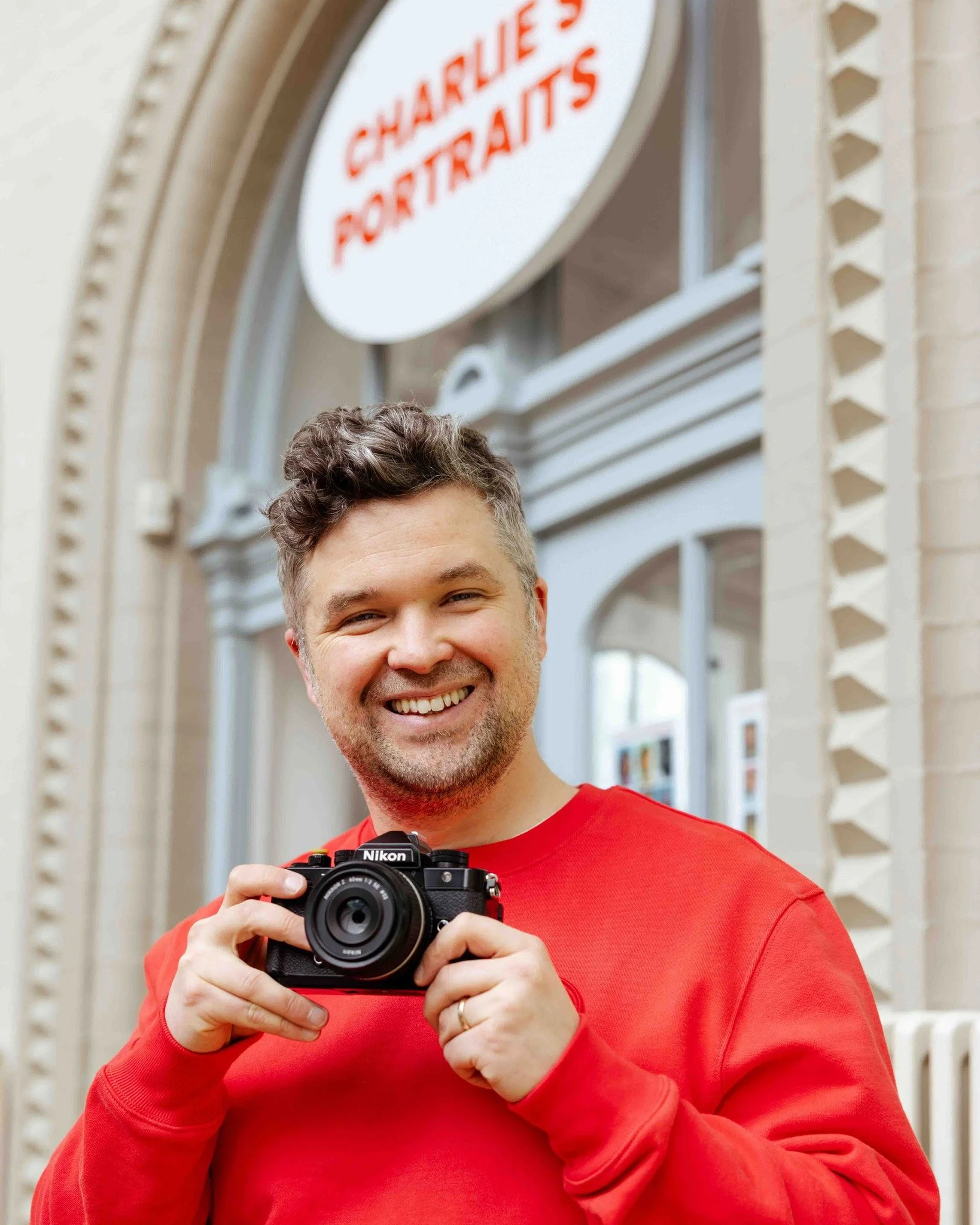 Say hello to Charlie of @charlies_portraits! 

This new photography studio in Leeds Corn Exchange specialises in headshots and portraits. 

You'll get a warm welcome at this people-centred studio ❤️